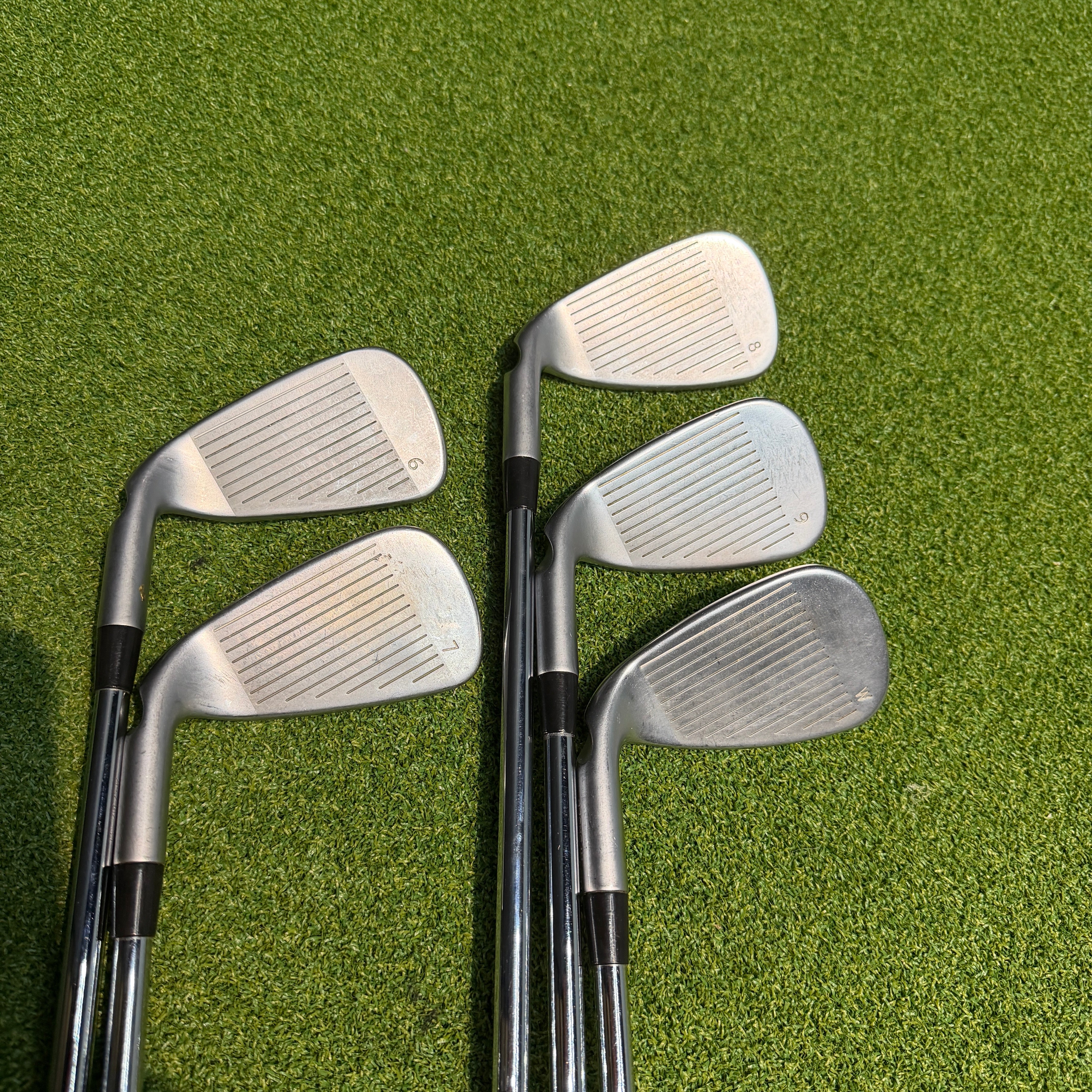 Ping G400 Irons / 6-PW / Black Dot / N.S Pro Modus 105 / Stiff