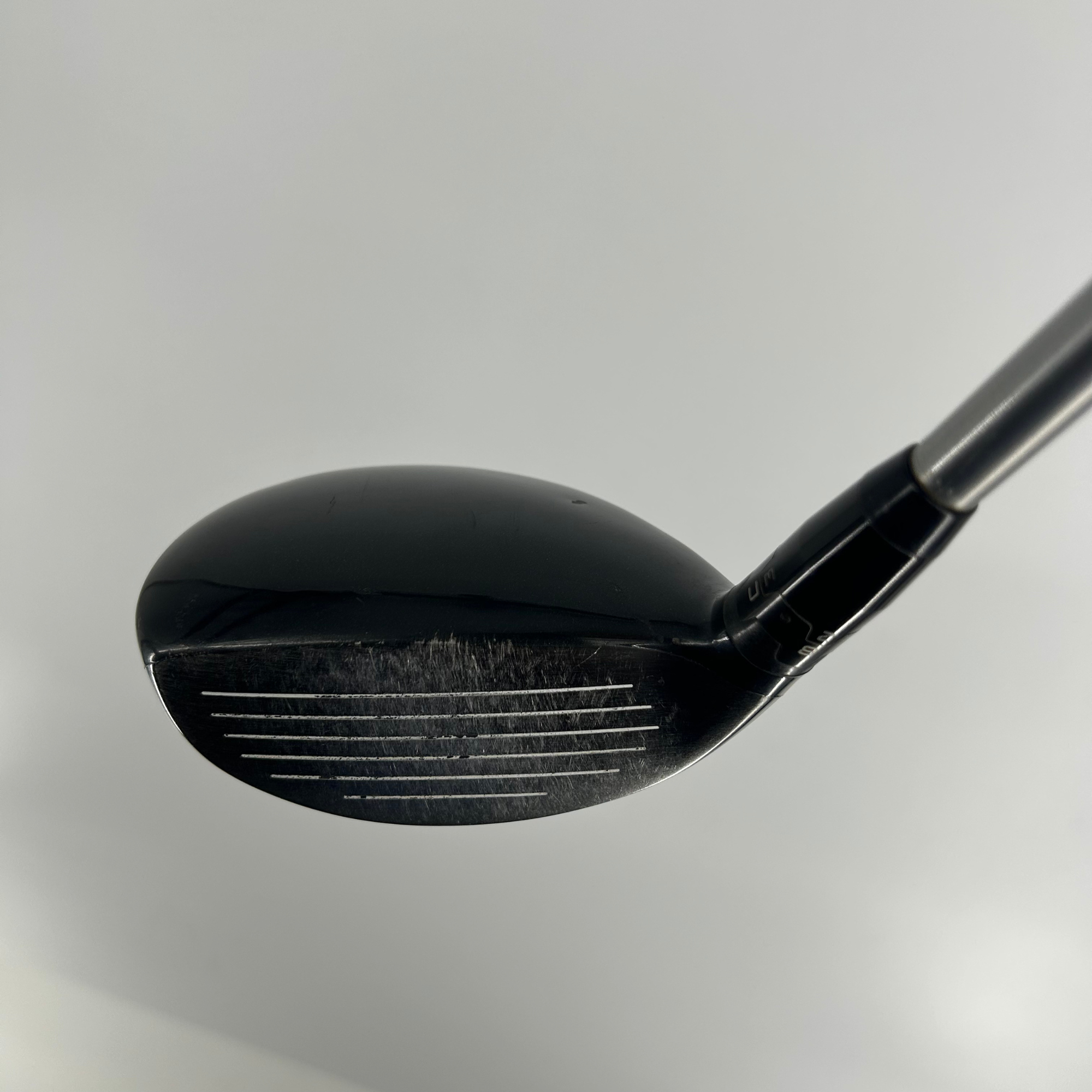 Titleist 915H 5 Hybrid / 27 Degree / Diamana M+ Red 60 Regular Flex Shaft