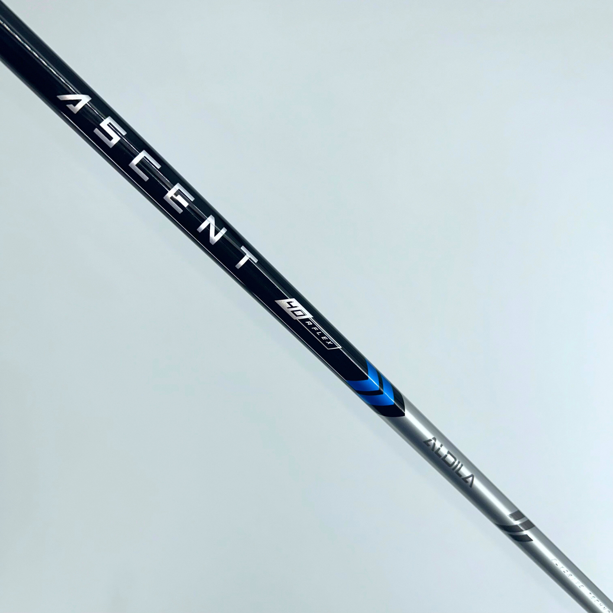 Cleveland Halo XL Lite HL Left Handed 5 Wood / 19 Degree / Aldila Ascent 40 Regular Flex Shaft