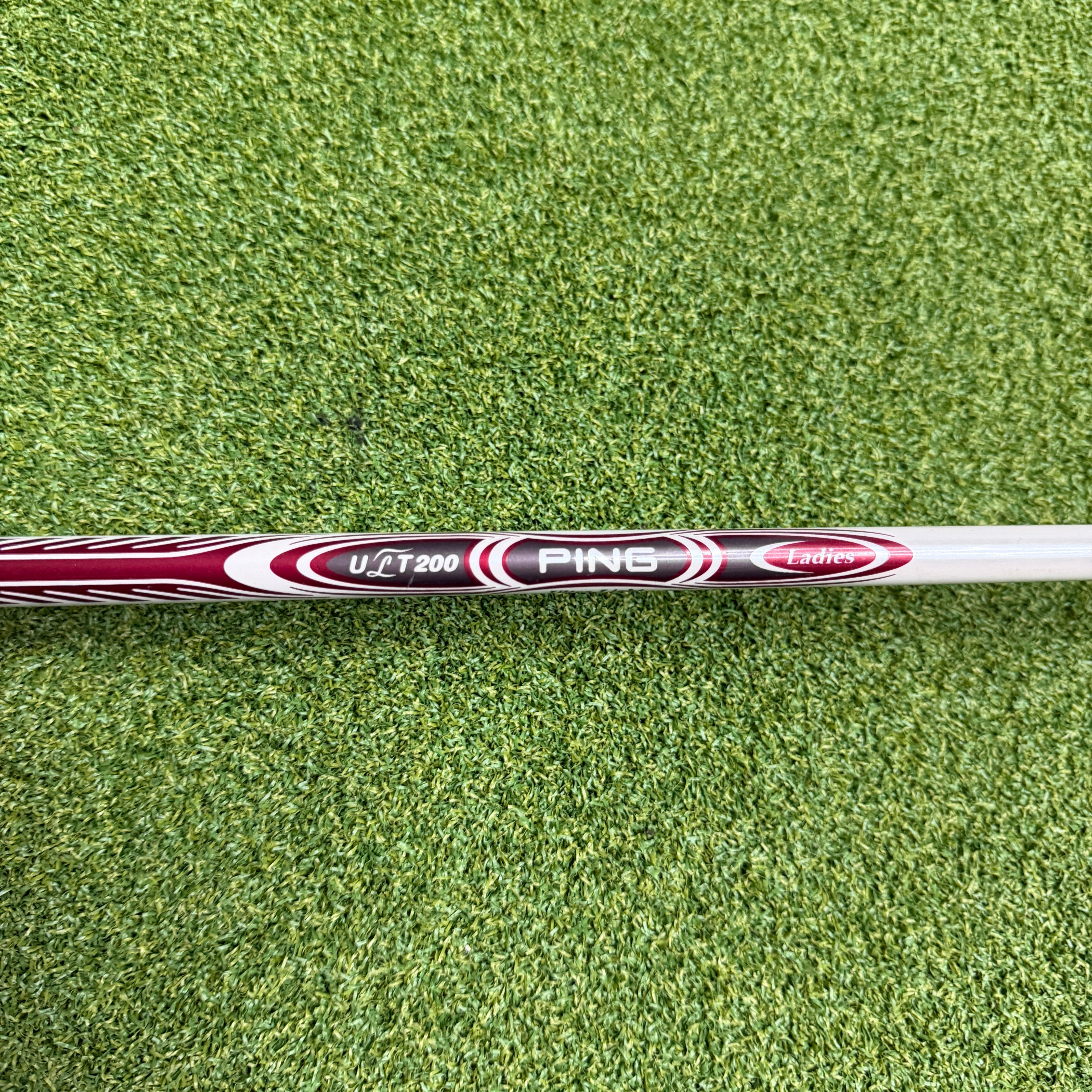 Ping Faith Ladies Irons / 7-PW+SW / Ping ULT 200 Ultra Lite Ladies Flex Shaft