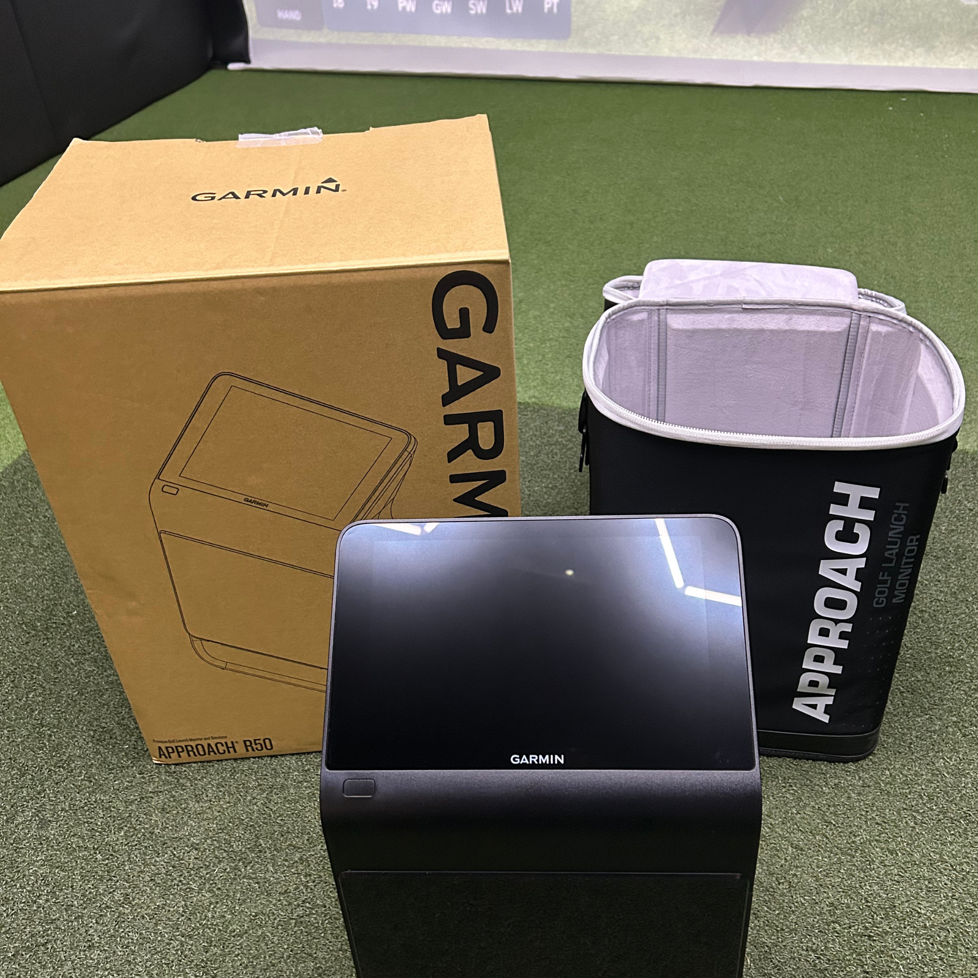 Garmin Approach R50 Premium Golf Launch Monitor - Approved Used Excellent Condition