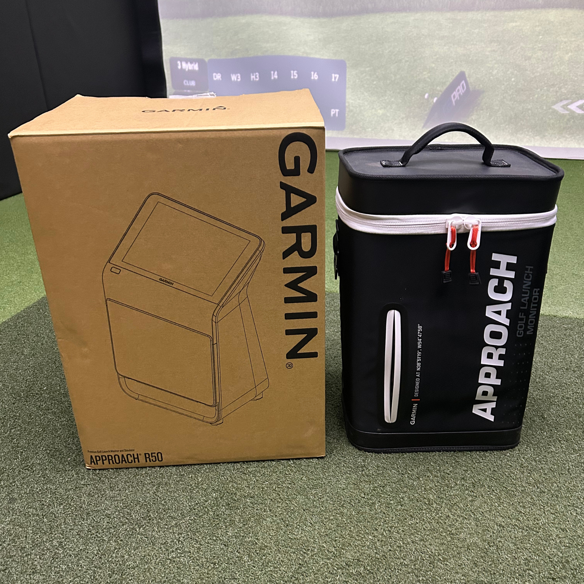 Garmin Approach R50 Premium Golf Launch Monitor - Approved Used Excellent Condition