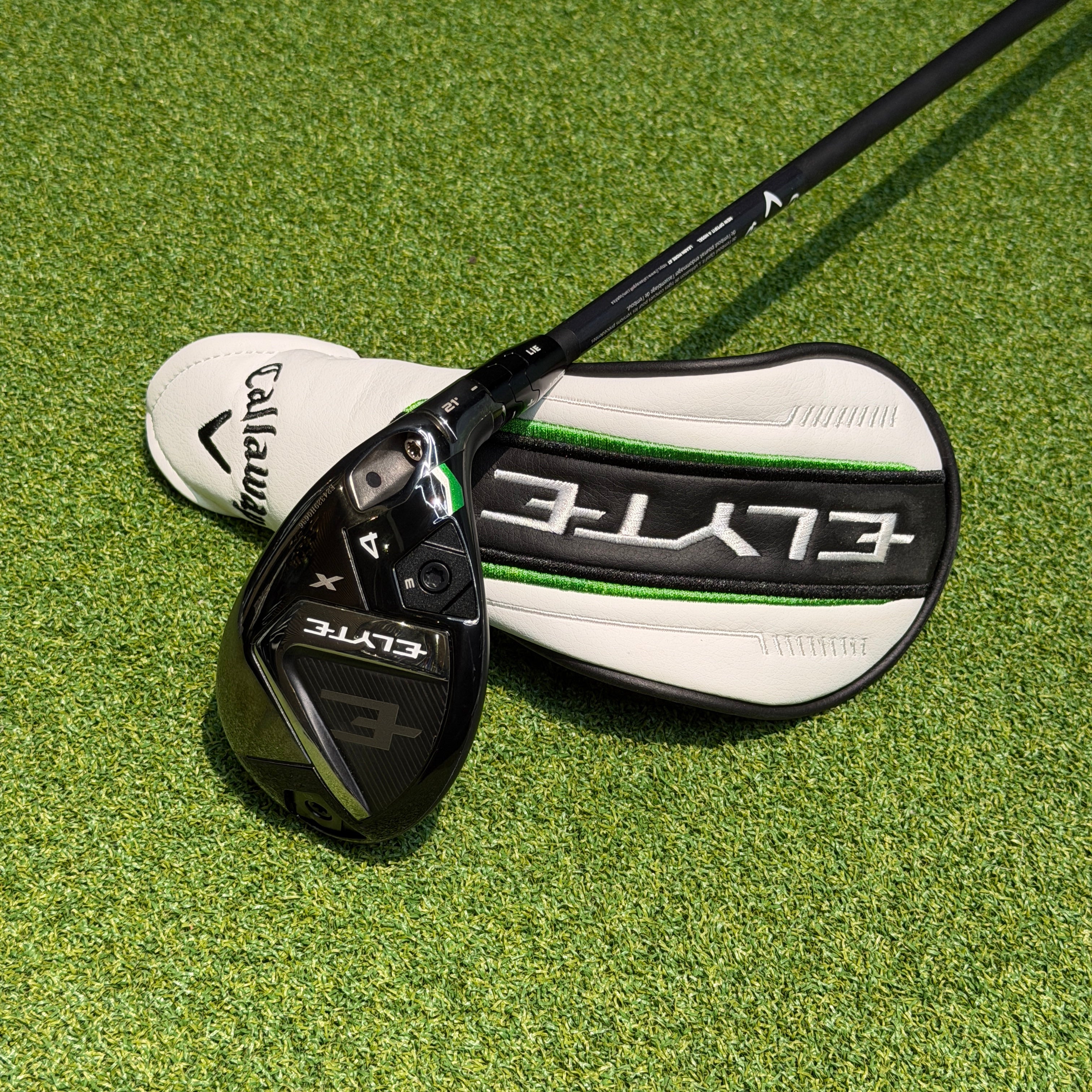 Callaway Elyte X 4 Hybrid / 21 Degree / Vanquish 5 R2