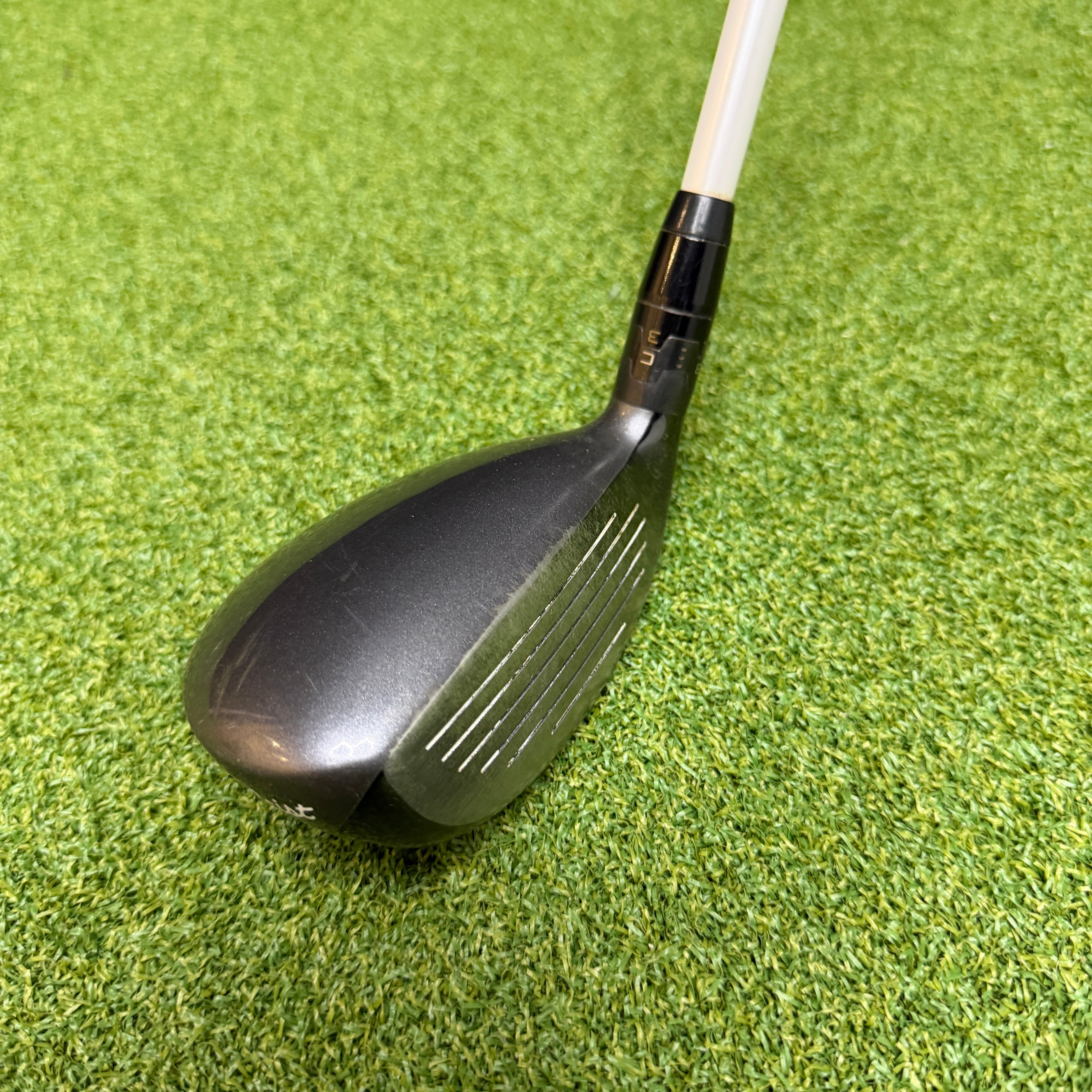 Titleist 816 H1 3 Hybrid / 19 Degree / Aldila 85H Regular