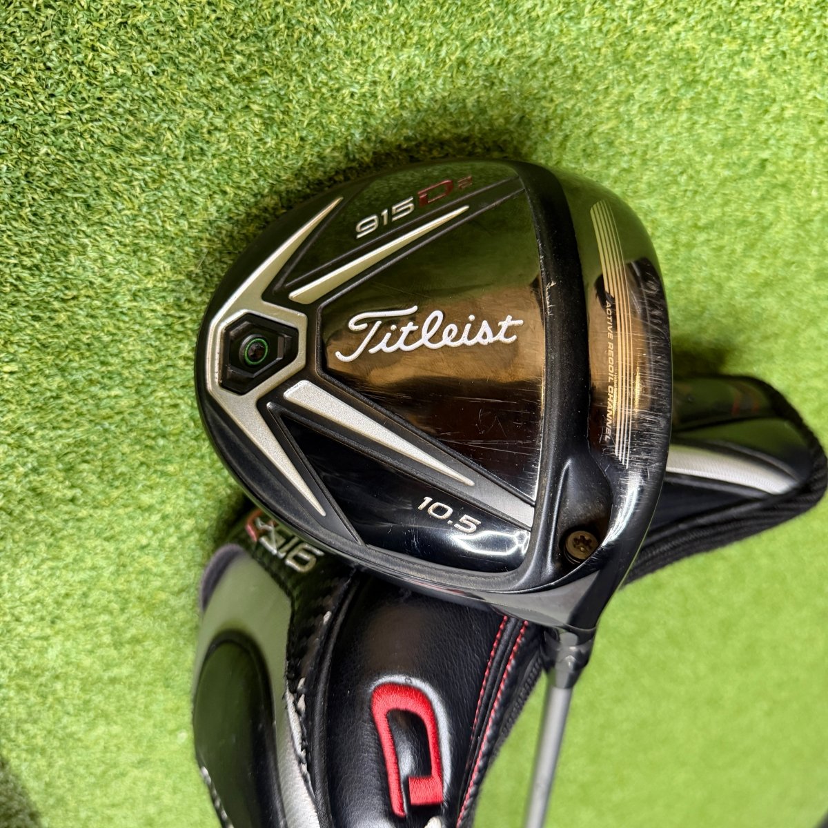 Titleist 915 D2 Driver / 10.5 Degree / Diamana 50 Regular Flex - Titleist