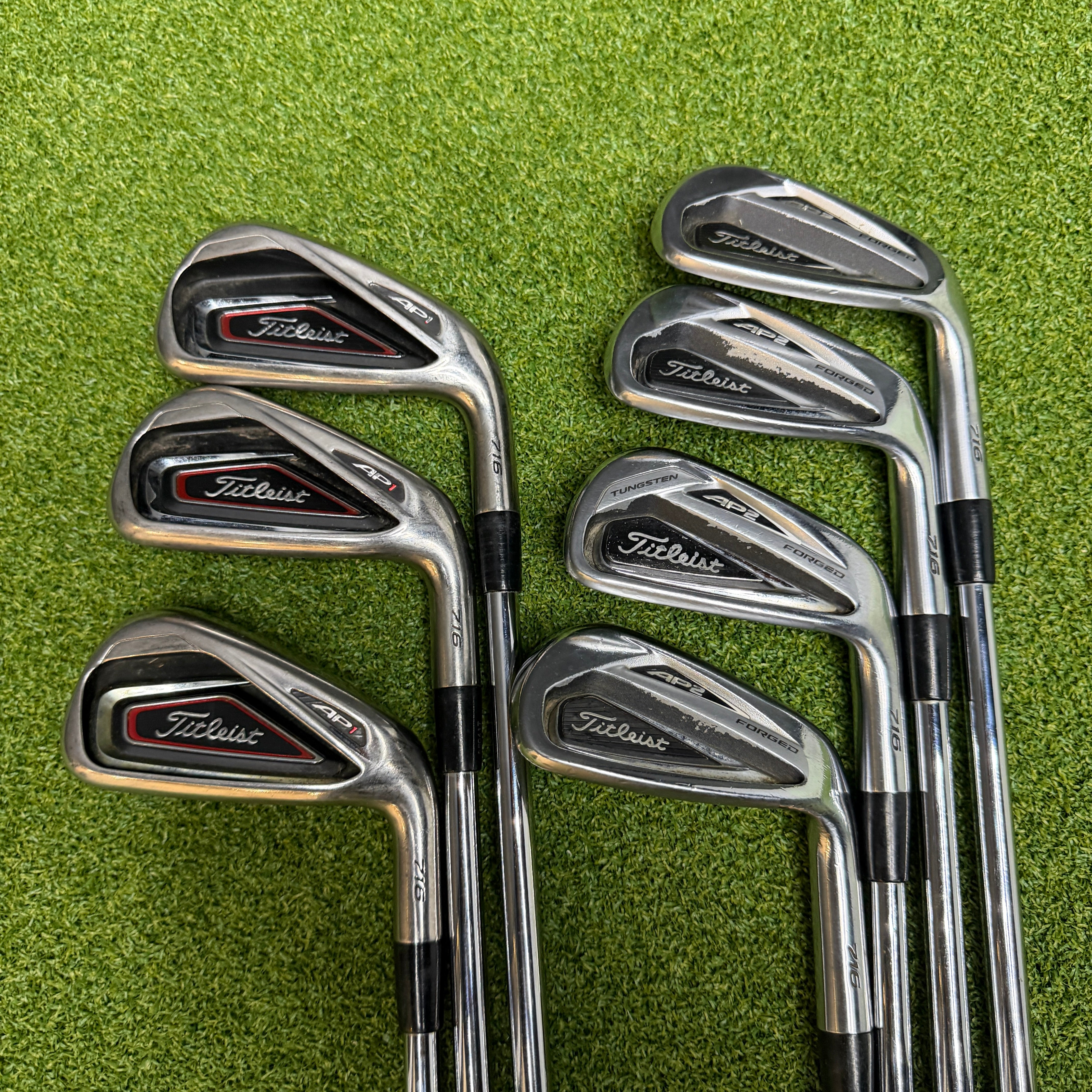 Titleist 716 AP1/AP2 Combo Irons / 4-PW Iron / Titleist NS Pro 105 Shafts / Regular