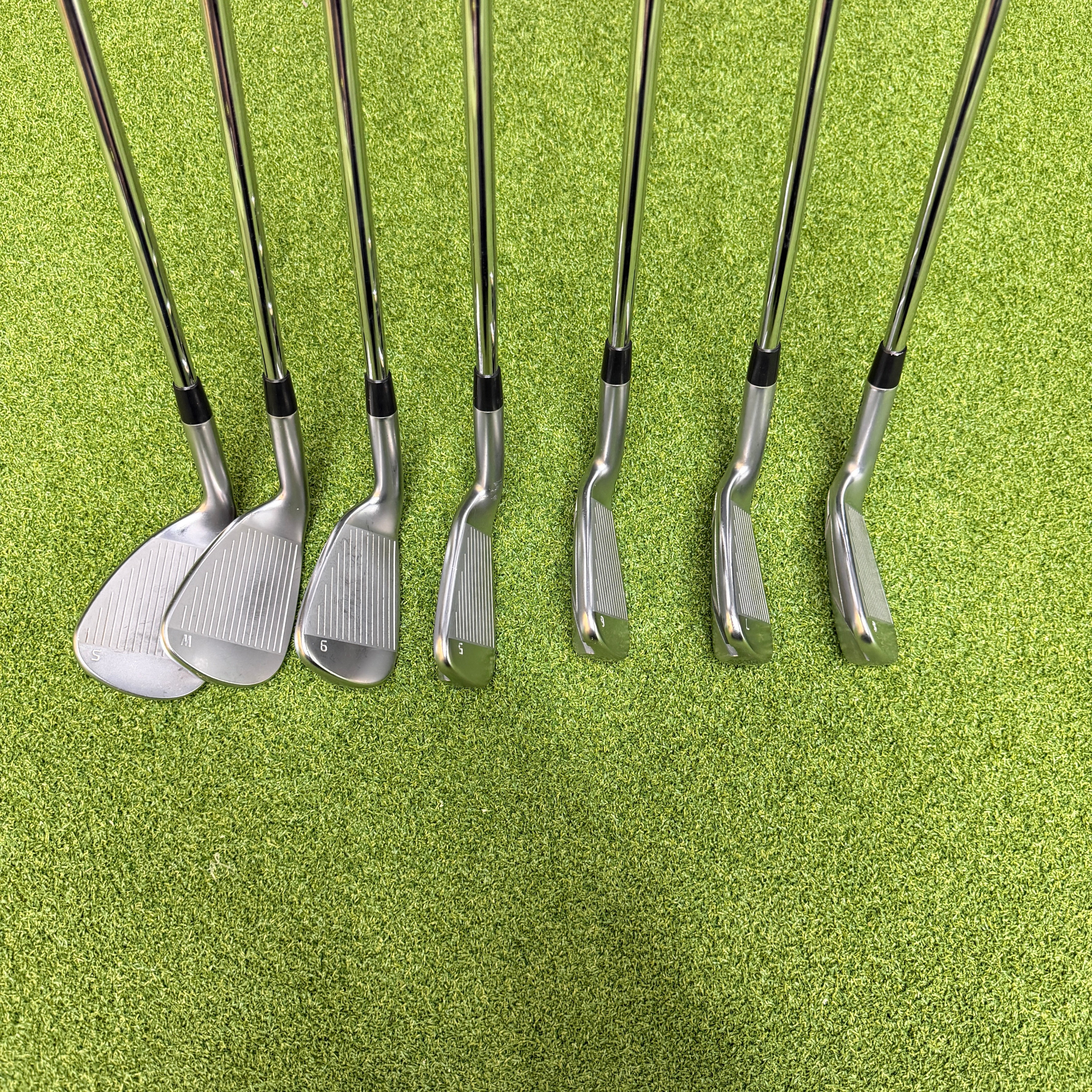 Ping G425 Irons / 5-SW / Blue Dot / AWT 2.0 / Regular Flex