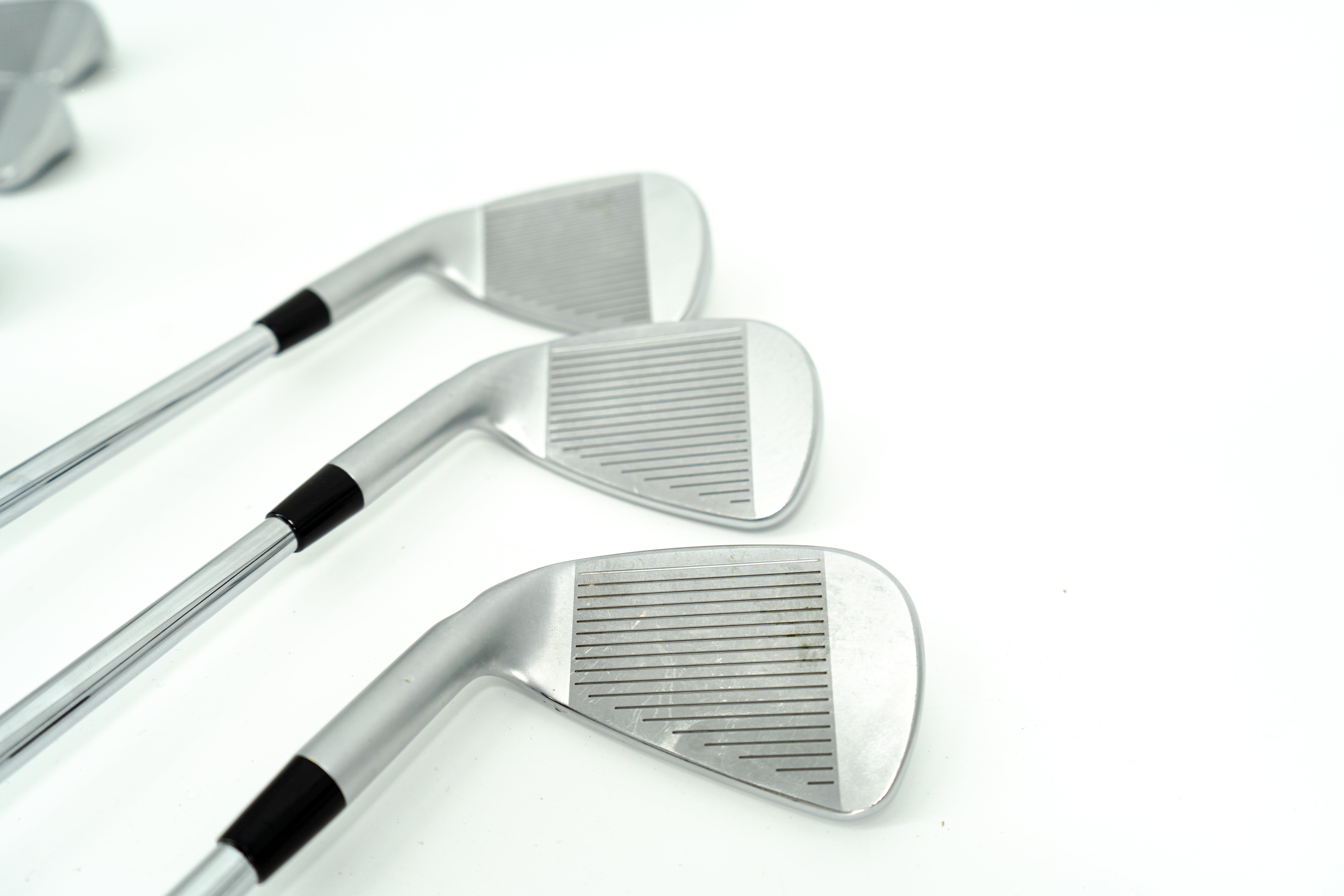 Ping i230 Irons / 5-UW / Green Dot / N.S.PRO Modus3 Tour105 X / X-Stiff