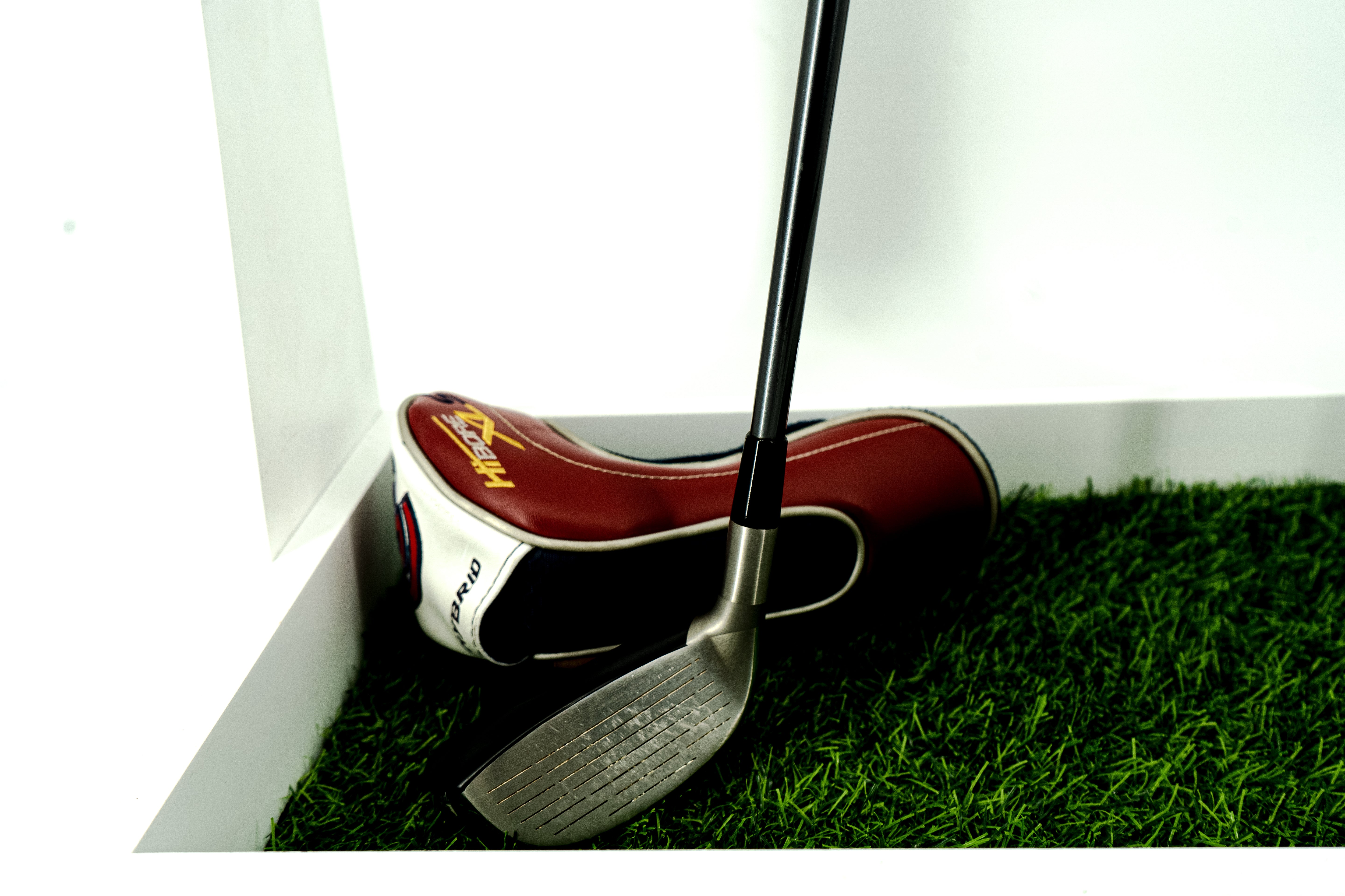 Cleveland HiBore XLS 4 Hybrid / 25 Degree / Fujikura Fit-On Gold HB Regular Flex Shaft