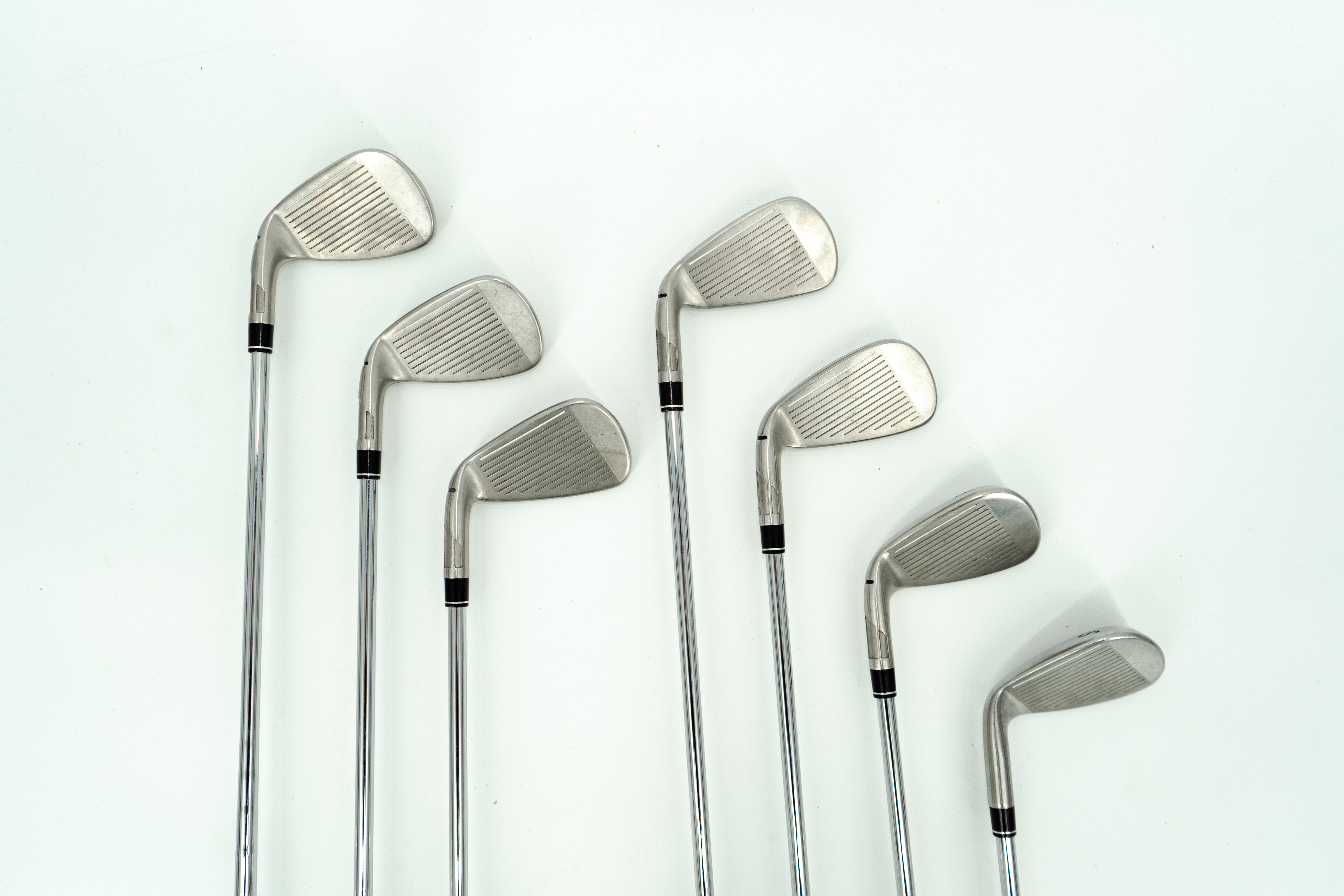 TaylorMade SIM 2 Max Irons / 5-SW / KBS MAX MT 85 R Steel Shafts / Regular Flex