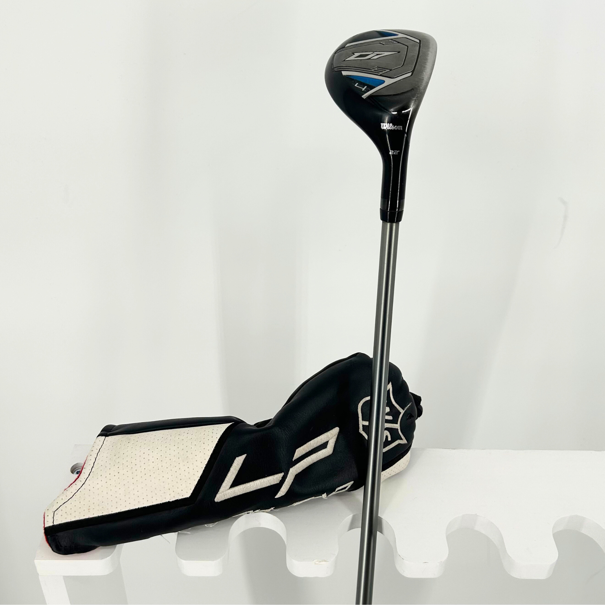 Wilson Staff D7 4 Hybrid / 22 Degree / Recoil 460 Regular Flex Shaft