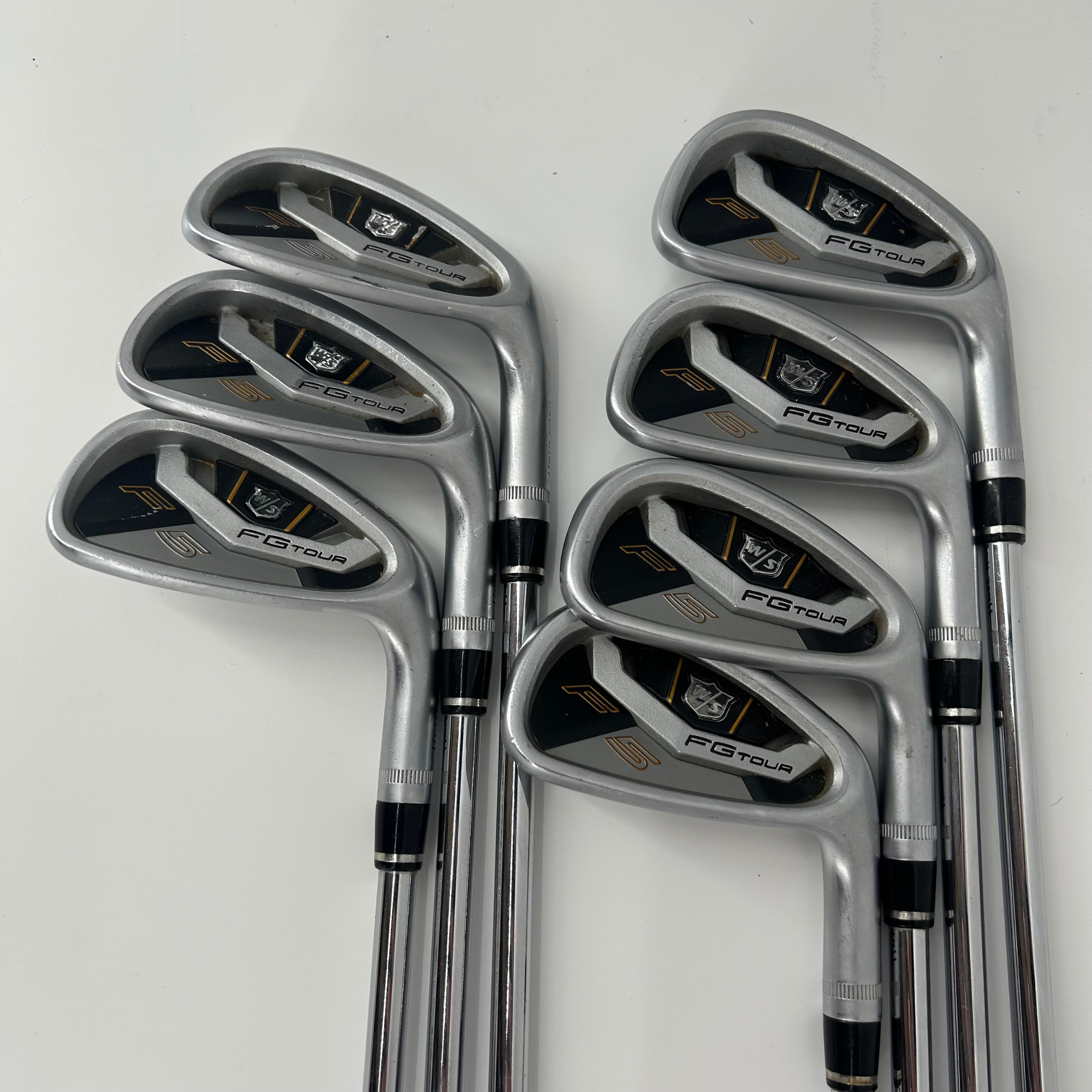 Wilson Staff FG Tour F5 Irons / 4-PW / True Temper Dynamic Gold XP R300 / Regular
