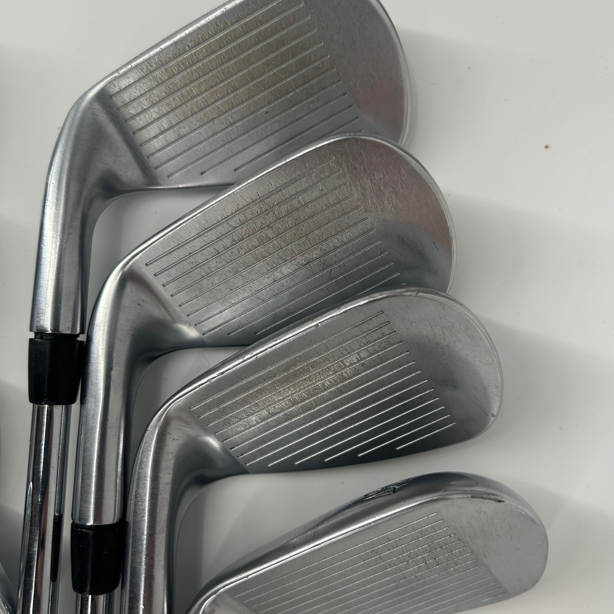 Titleist T200 2019 / 4-PW+GW / Project X 5.5 115g Steel Shafts / Regular