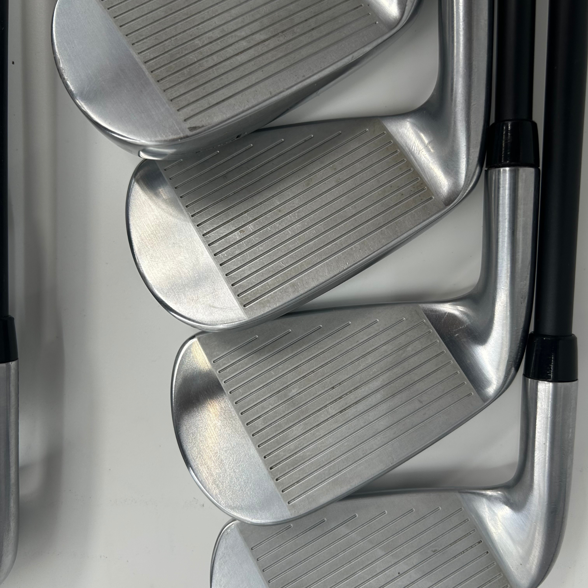 XXIO X 2022 / 4-PW / Miyazaki Codex Tour Issue 8s / Stiff