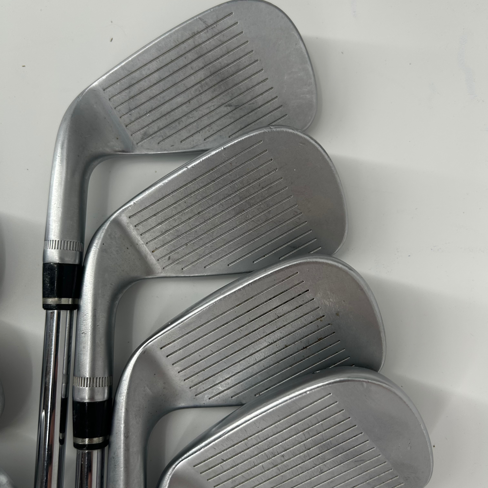 Wilson Staff FG Tour F5 Irons / 4-PW / True Temper Dynamic Gold XP R300 / Regular