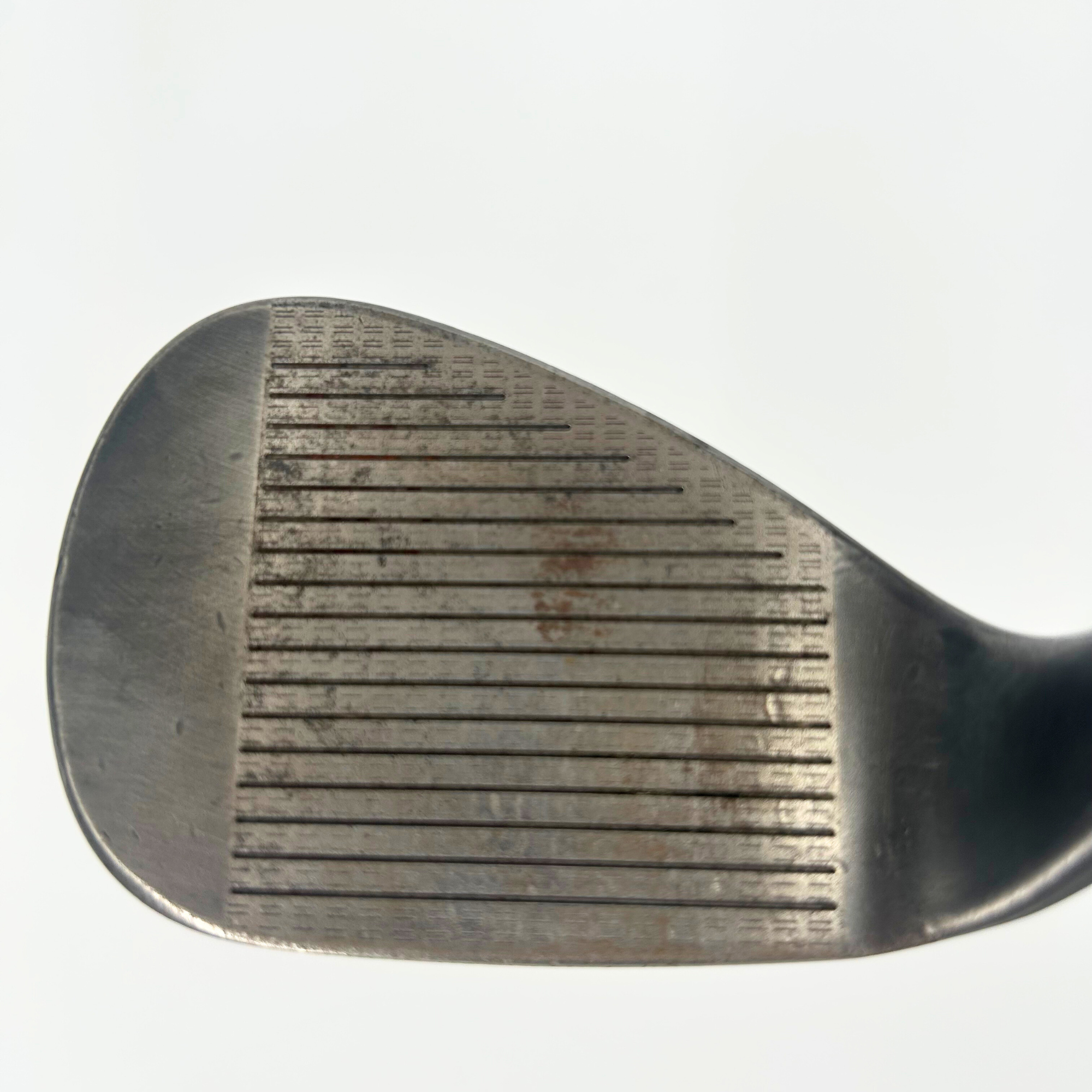 TaylorMade Milled Grind 2 Black Gap Wedge / 52 Degree / Dynamic Gold S200 Stiff Shaft