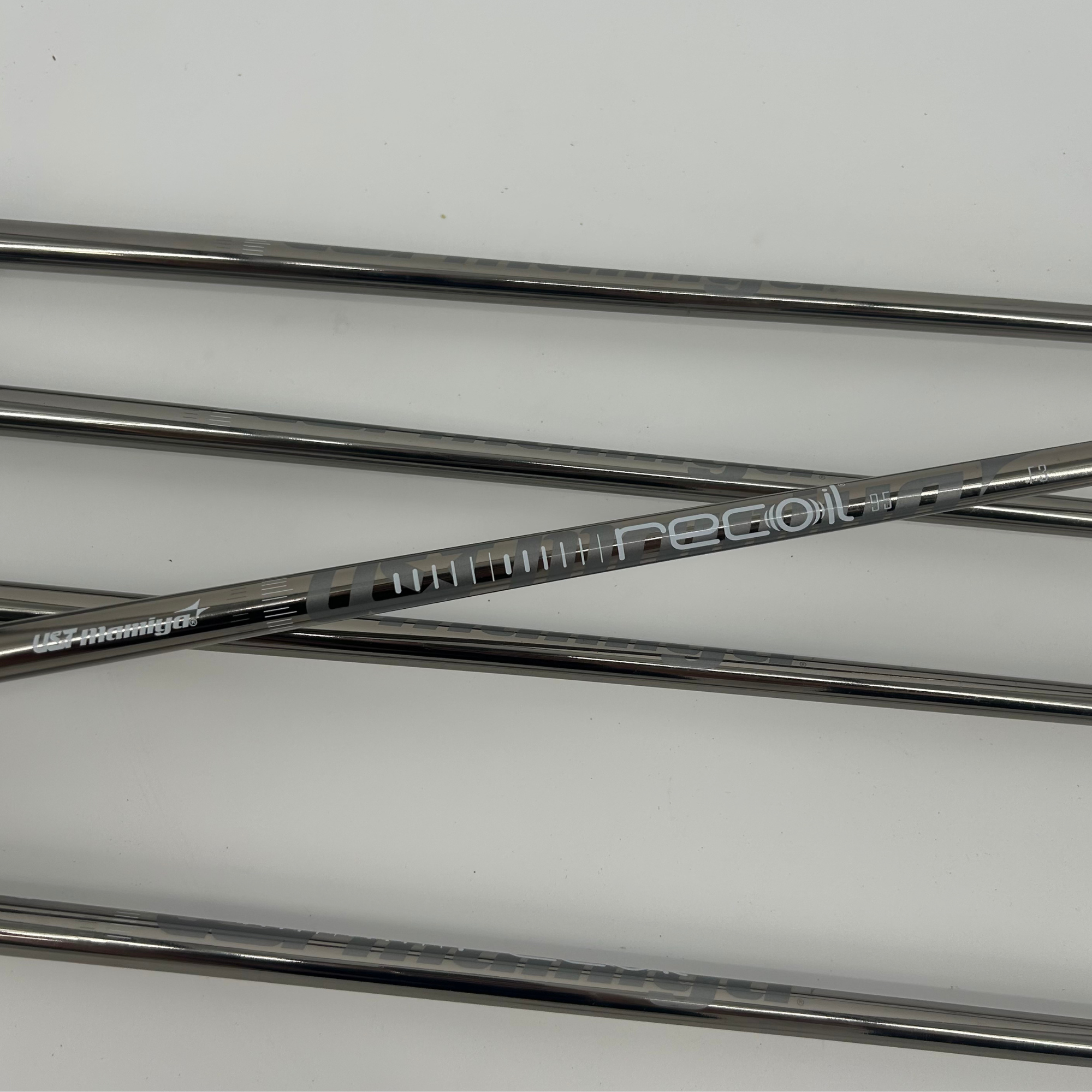 Mizuno JPX 921 Forged / 6-PW / UST Mamiya Recoil 95 F3 Graphite Shafts / Regular Flex