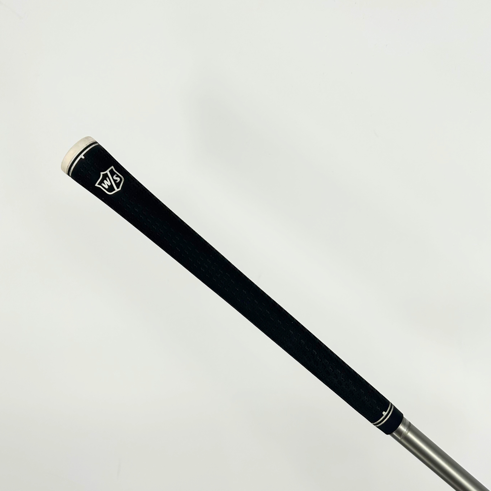 Wilson Staff D7 4 Hybrid / 22 Degree / Recoil 460 Regular Flex Shaft