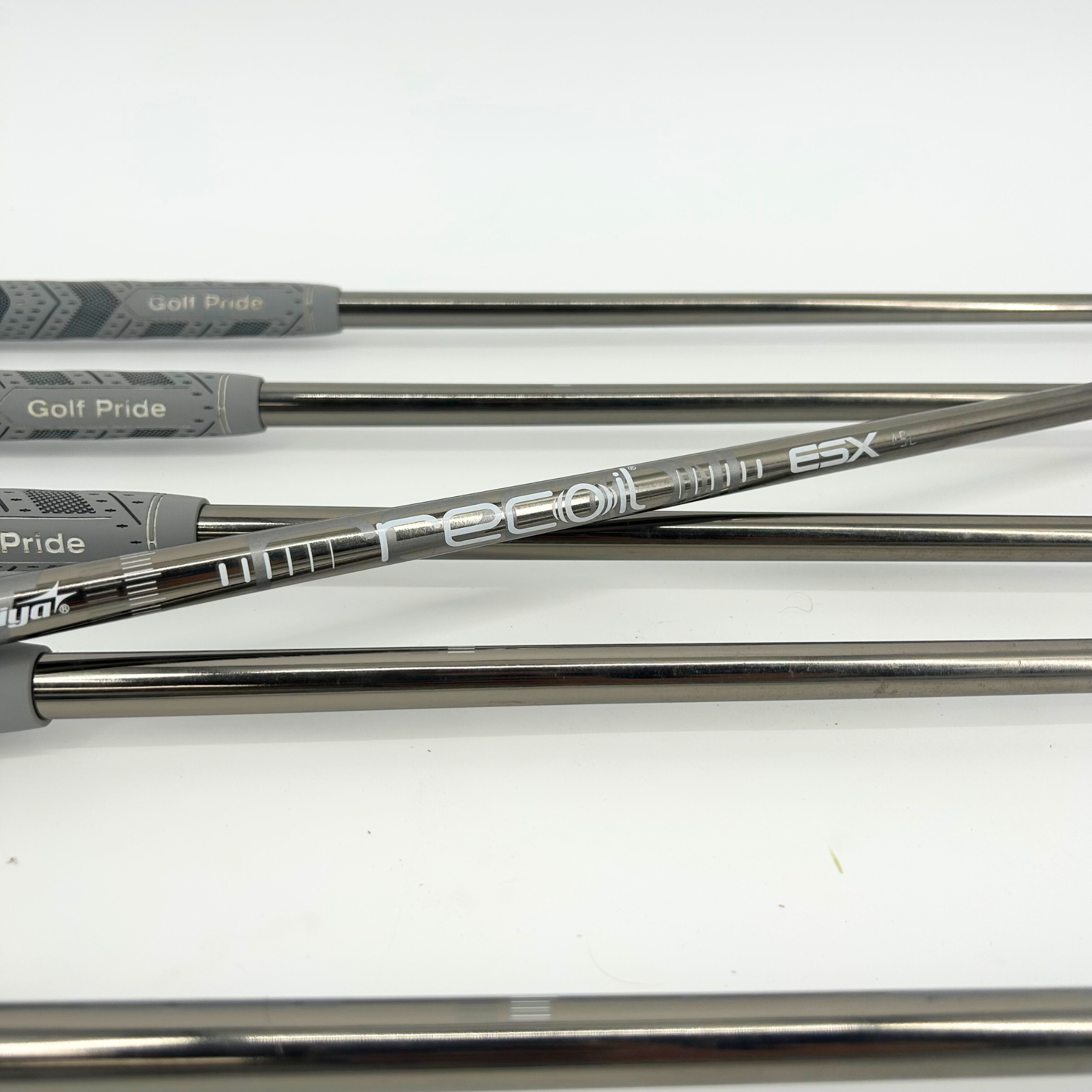 TaylorMade P790 2021 / 5-AW / Recoil ESX 460 F3 Graphite Shafts / Regular Flex