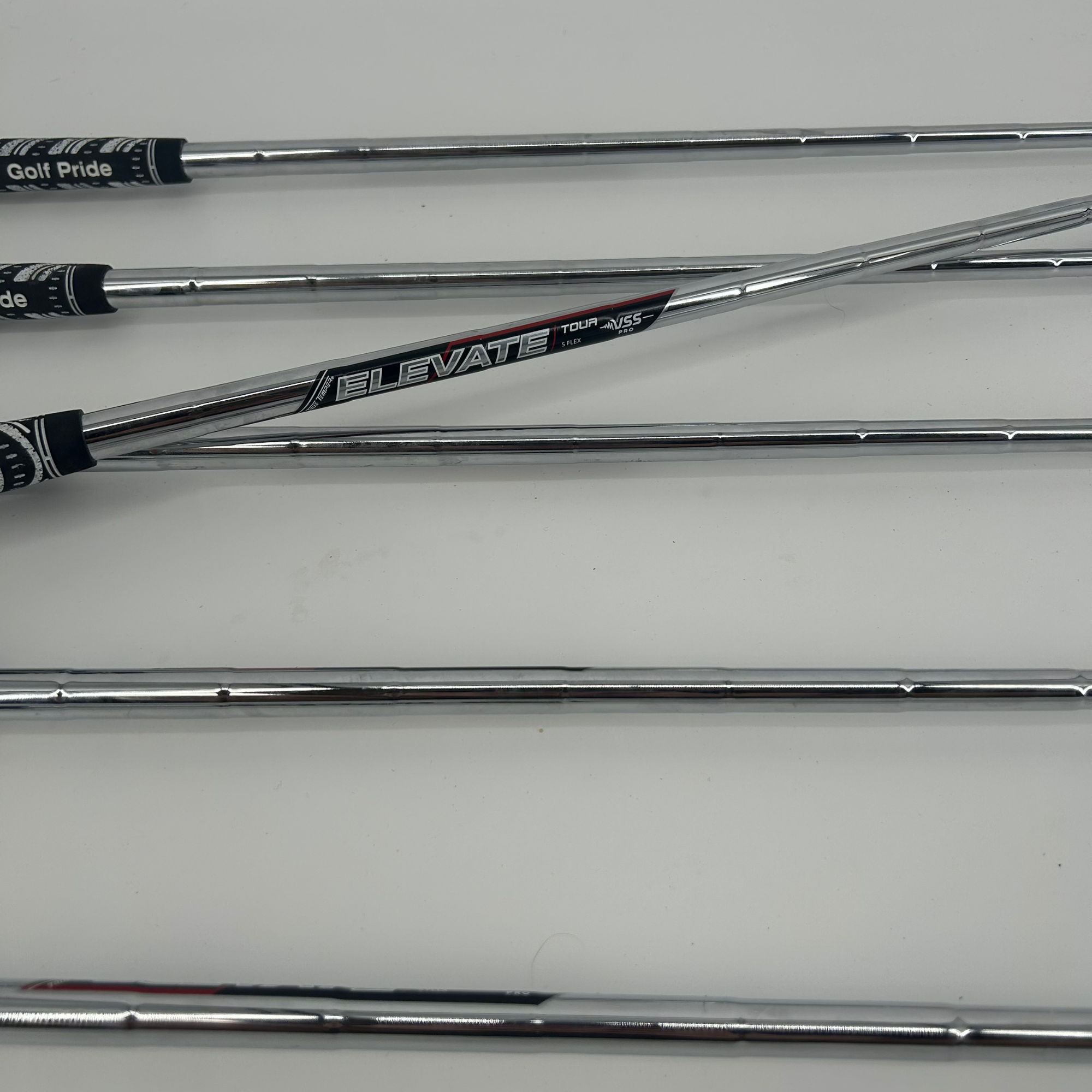 Cobra King Tour 2023 / 5-PW / True Temper Elevate Tour Steel Shafts/ Stiff
