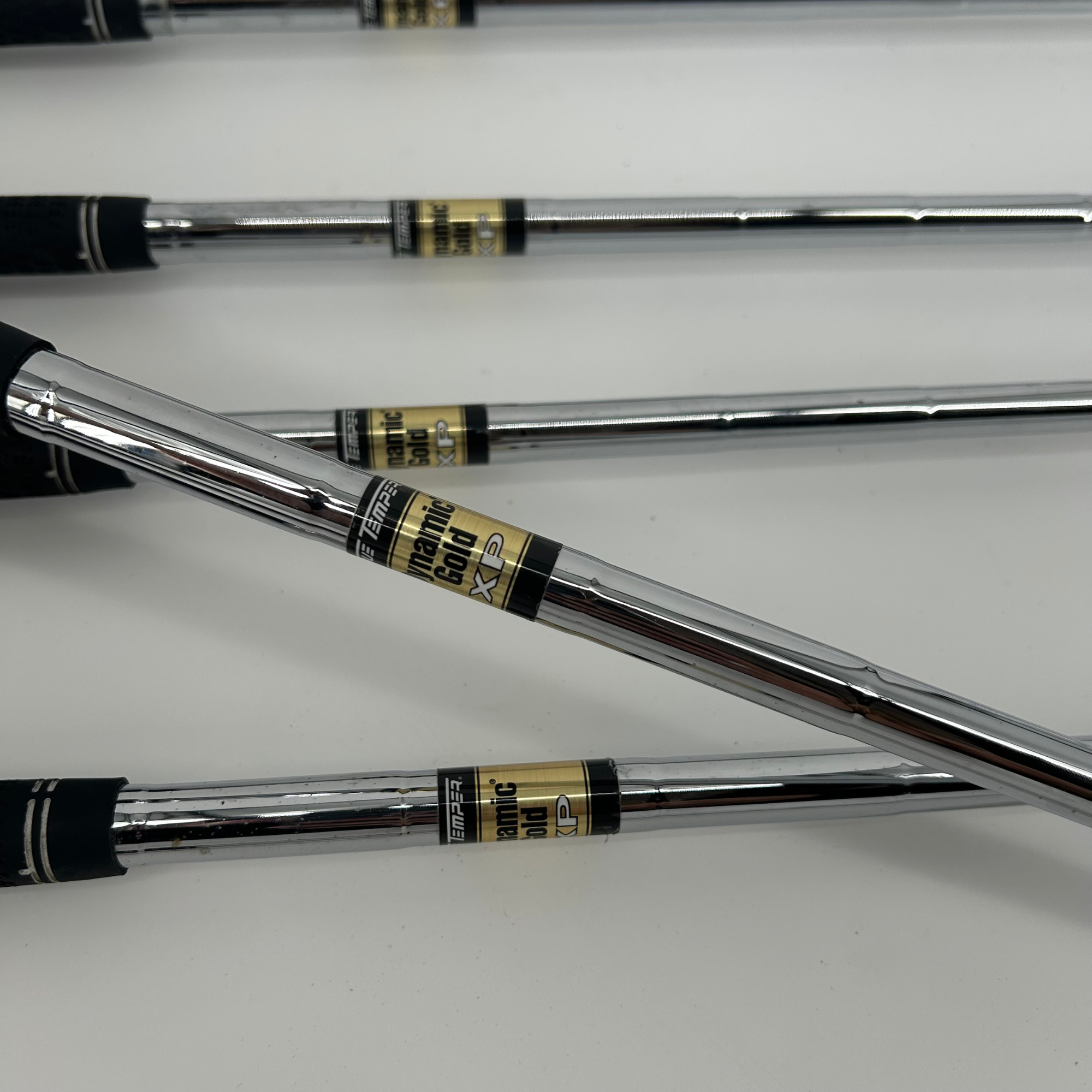 Wilson Staff FG Tour F5 Irons / 4-PW / True Temper Dynamic Gold XP R300 / Regular