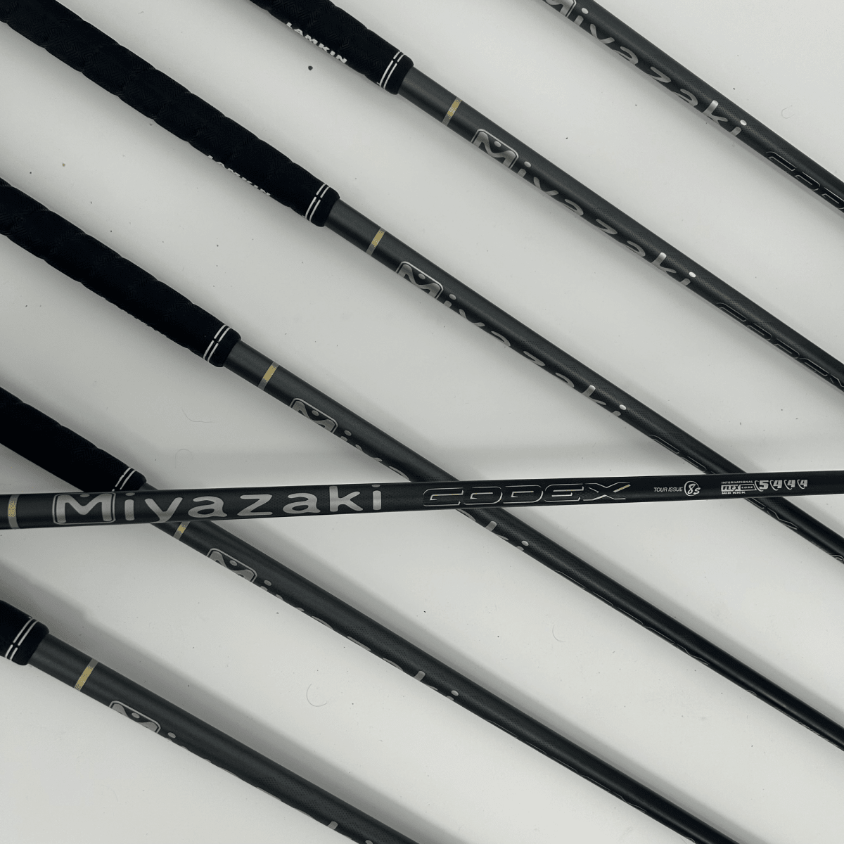 XXIO X 2022 / 4 - PW / Miyazaki Codex Tour Issue 8s / Stiff - XXIO