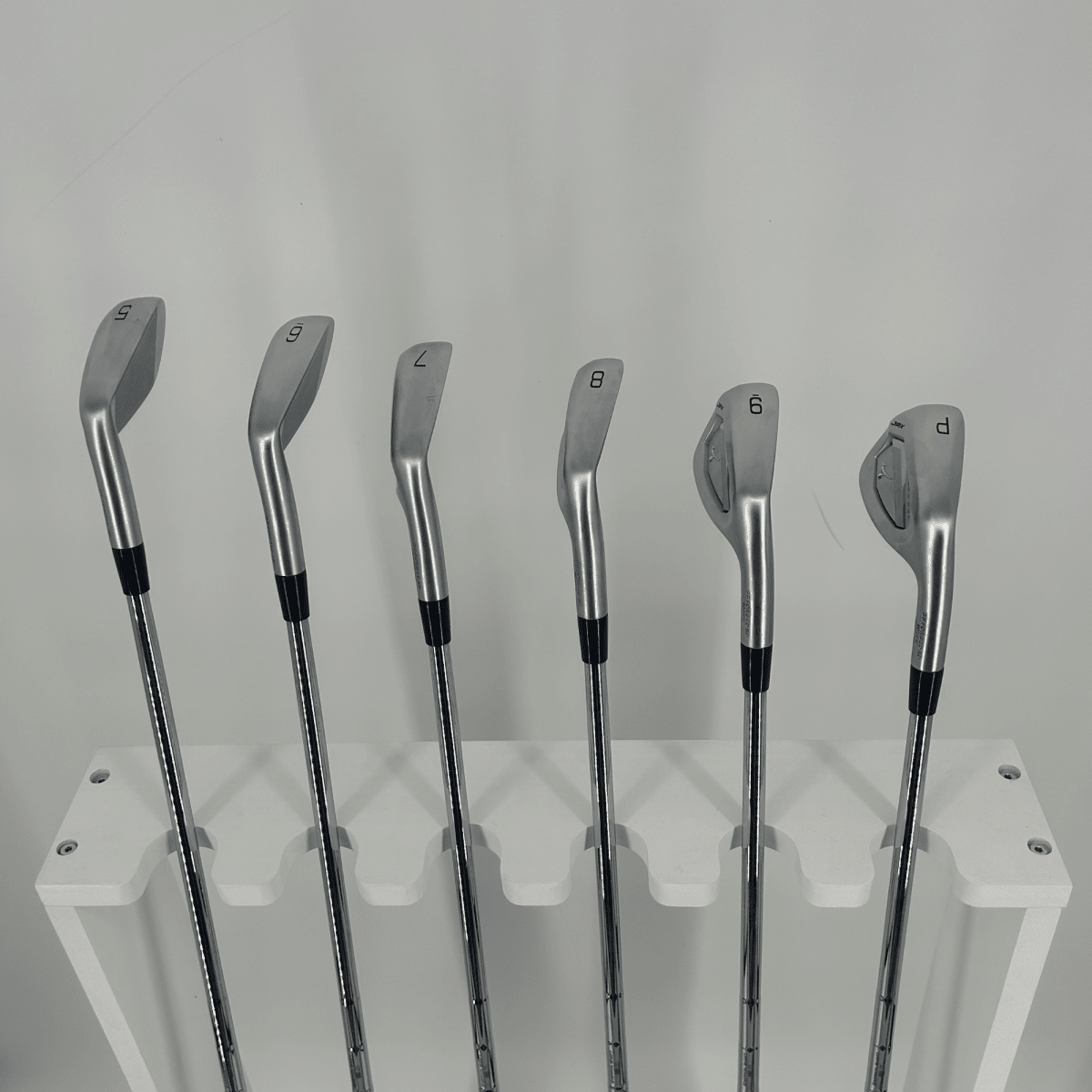 Mizuno JPX 925 Forged / 5 - PW / N.S.PRO Modus Tour 115 Steel Shafts / Stiff - Mizuno
