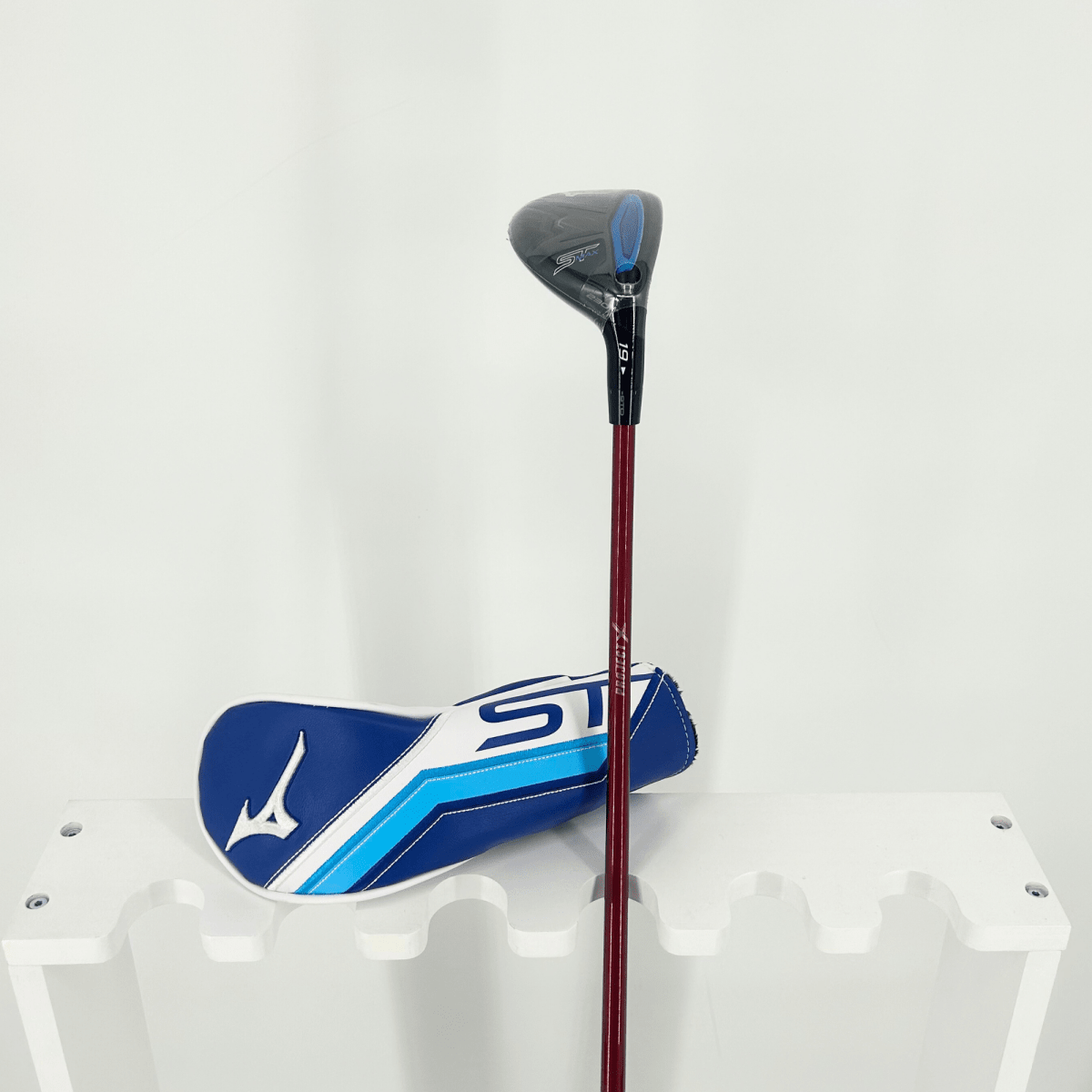 Mizuno ST - Max 230 3 Hybrid / 19 Degree / Denali Red 70g 5.5 Shaft / Regular - Mizuno