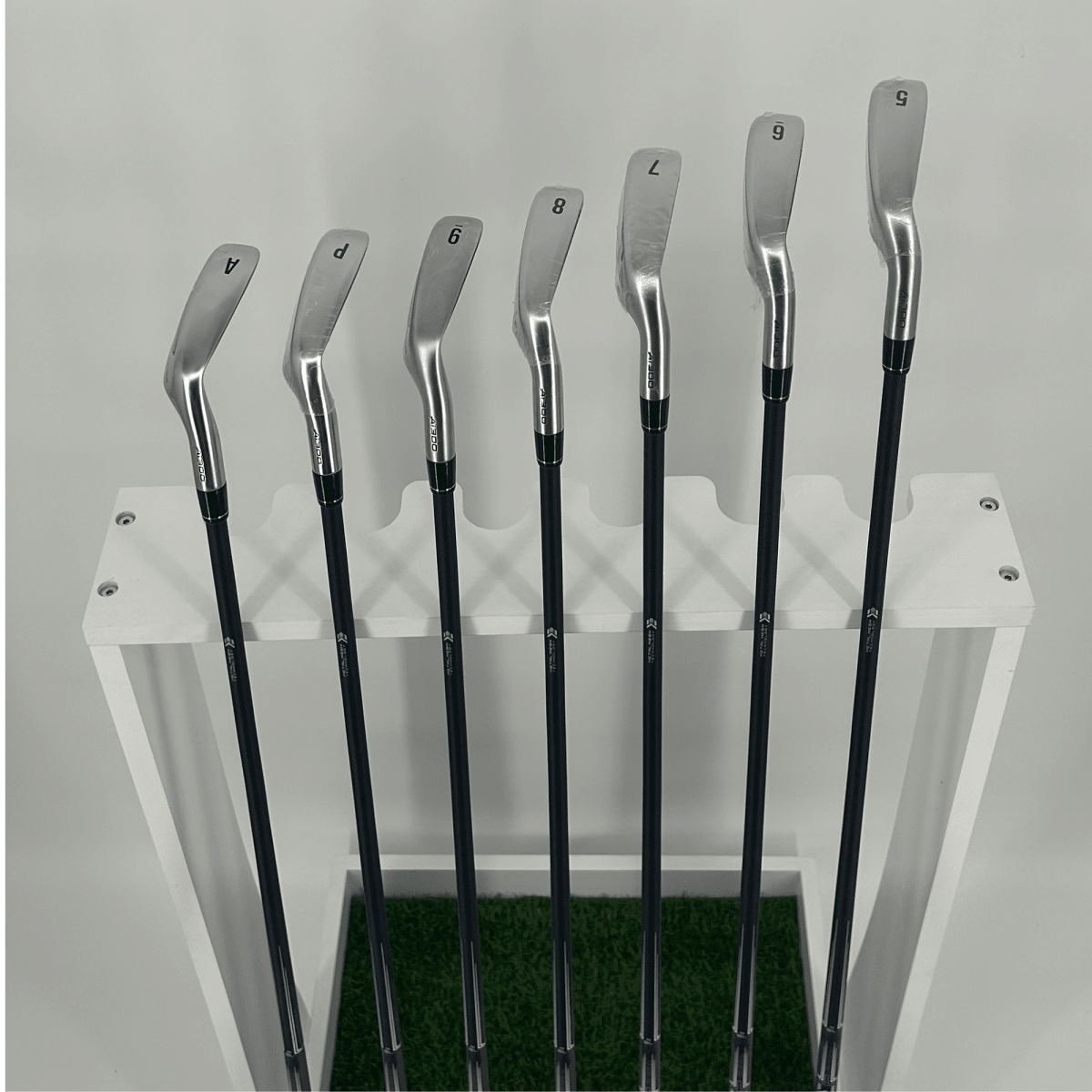 Callaway Apex AI300 / 5 - PW+AW / Mitsubishi MMT 70 R Graphite Shafts / Regular - Callaway
