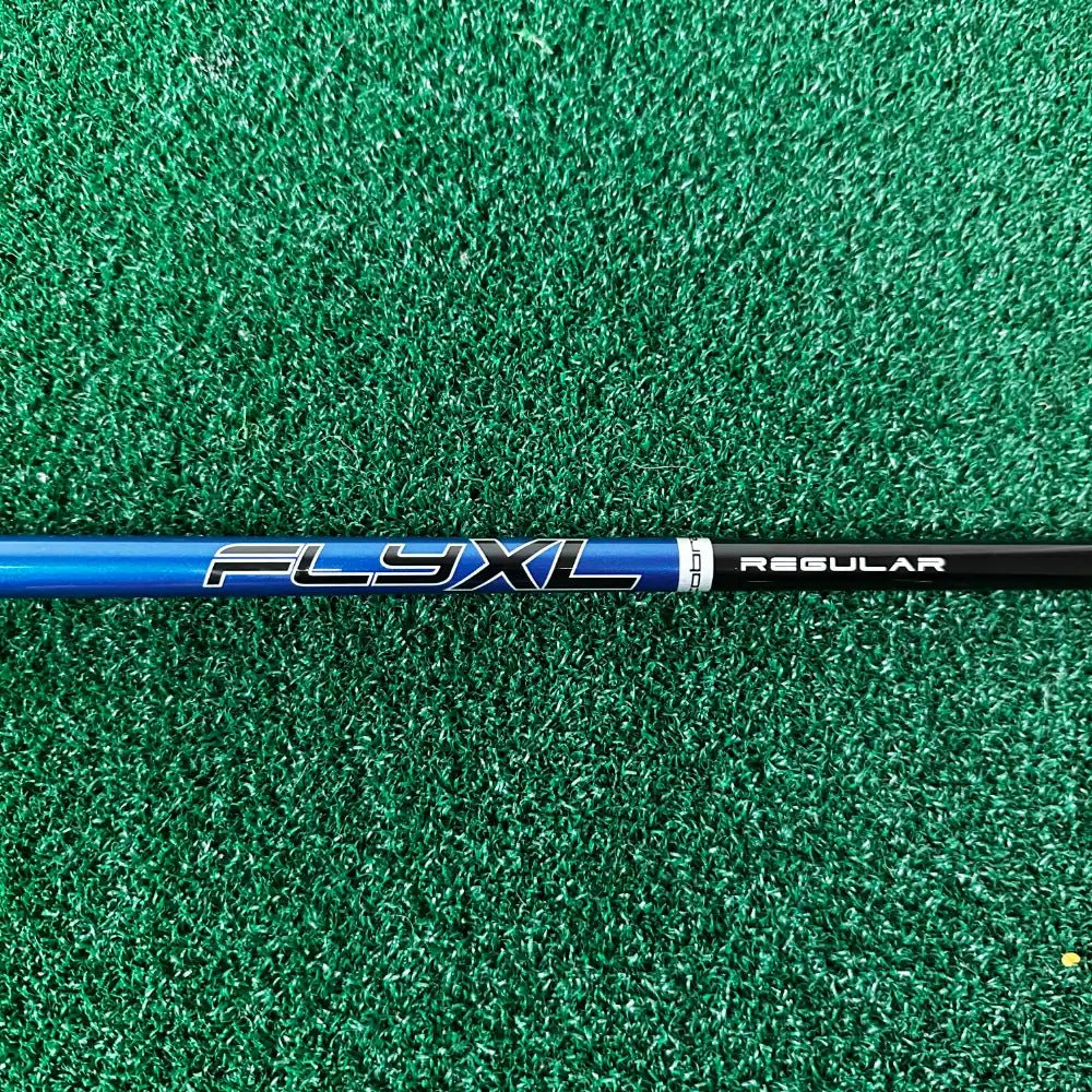 Cobra Fly - XL Left Handed 3 Hybrid / Regular Flex / FLY - XL Shaft - Cobra