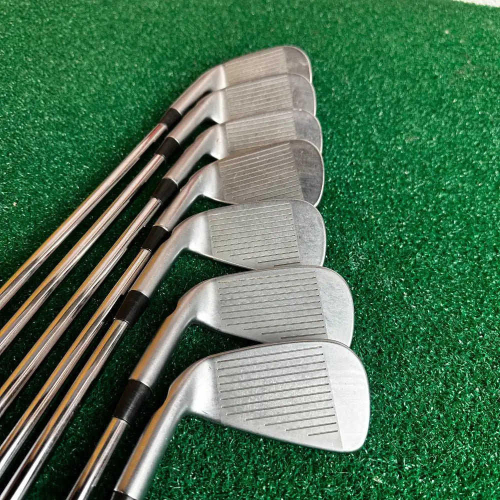 Ping i500 Irons / 4-PW / White Dot / Project X LZ 5.5 115 Steel Shafts / Regular