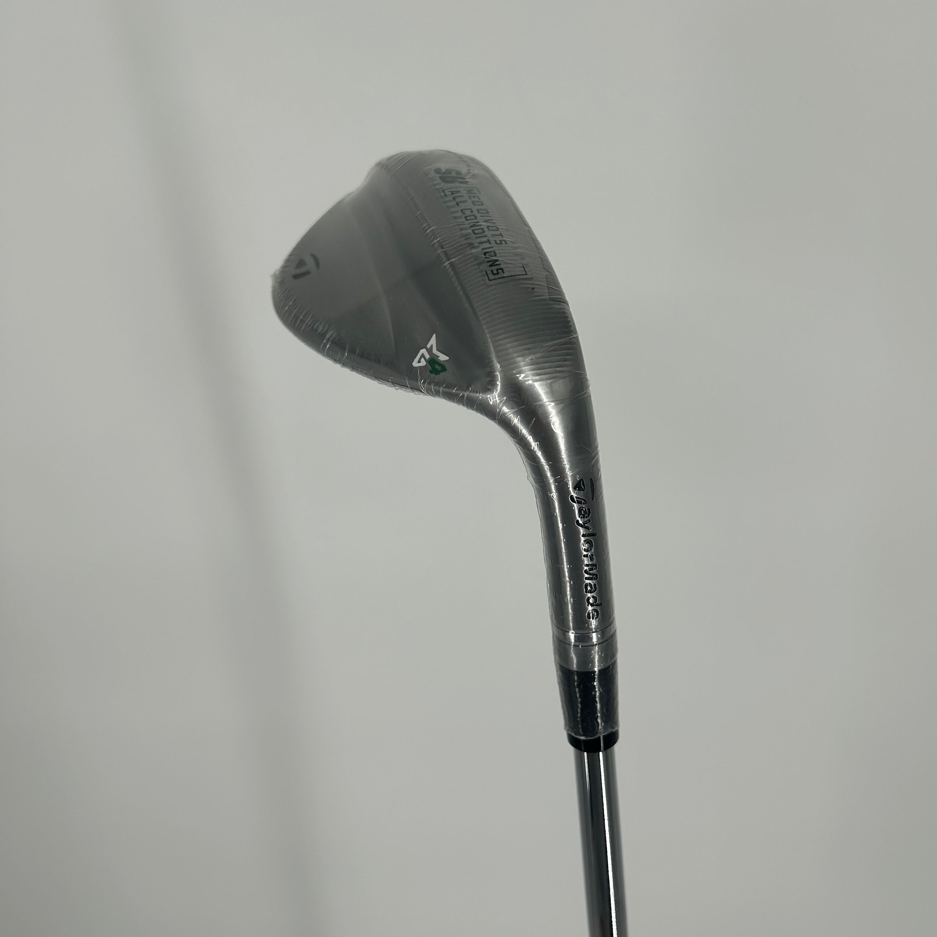 TaylorMade Milled Grind 4 Lob Wedge / 60 Degree / Dynamic Gold Wedge 115 Shaft