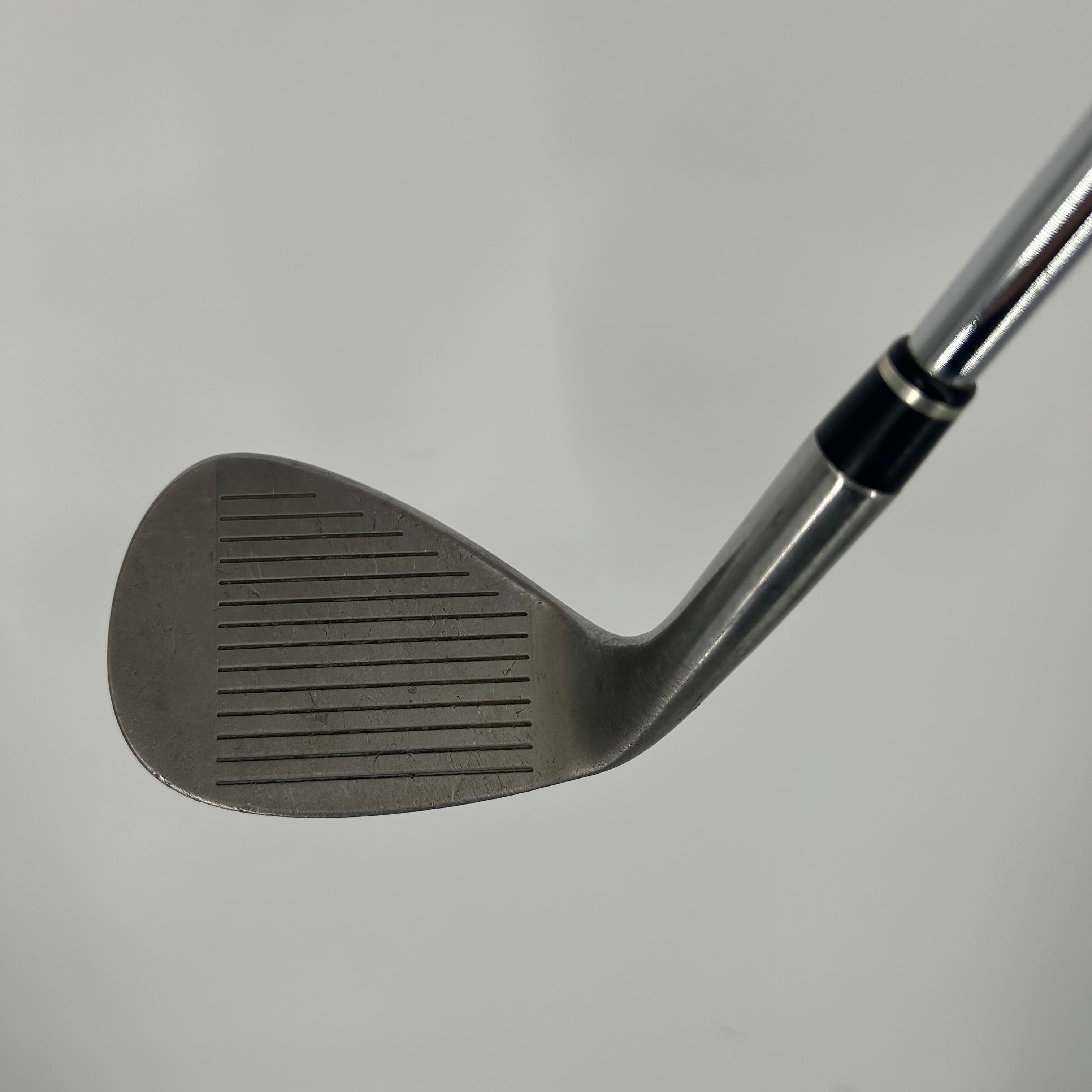 Wilson Staff TW9 Tour Milled Sand Wedge / 56 Degree / Dynamic Gold Wedge Flex Shaft