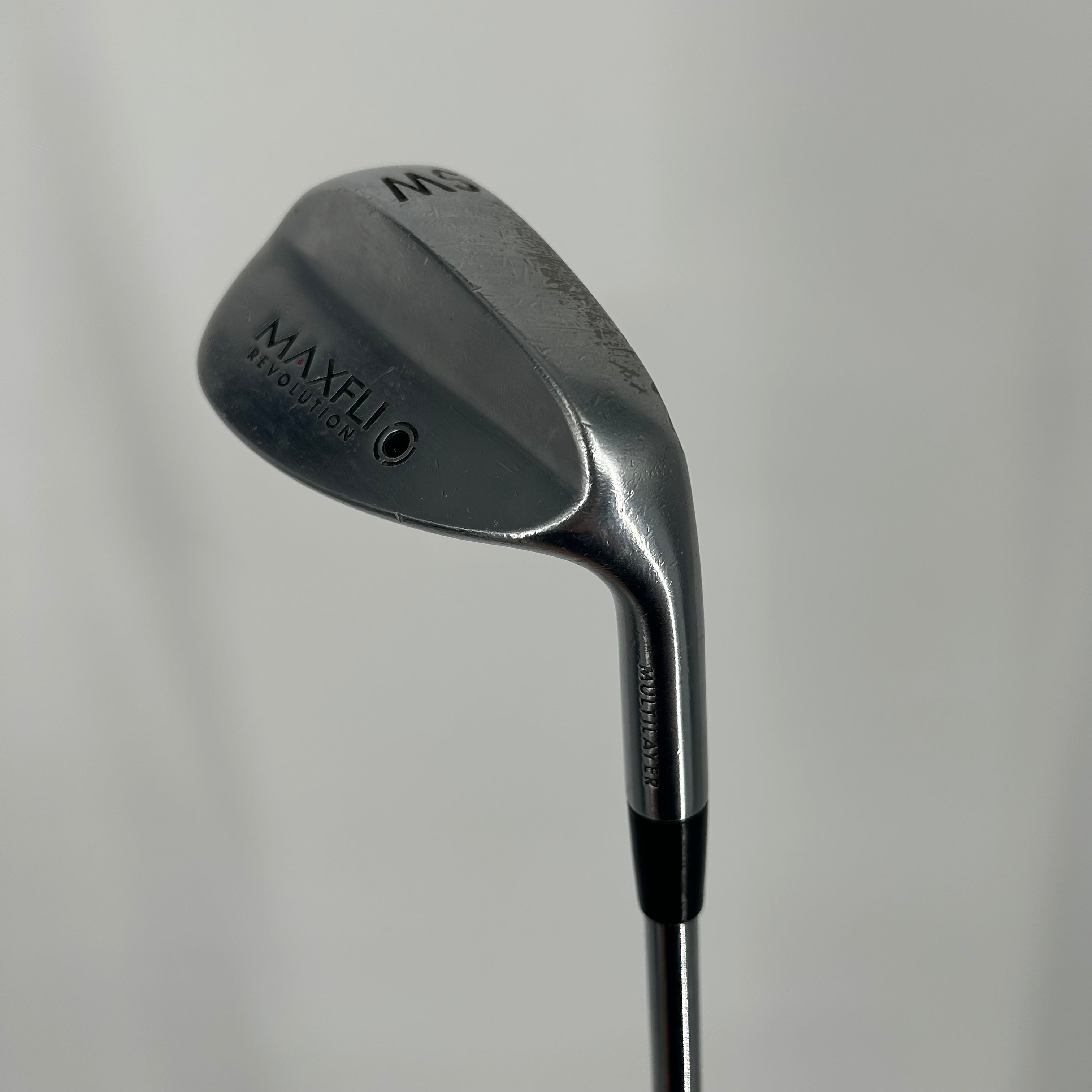 Maxfli Revolution Sand Wedge / 56 Degree / Dynamic Gold R300U Regular Shaft