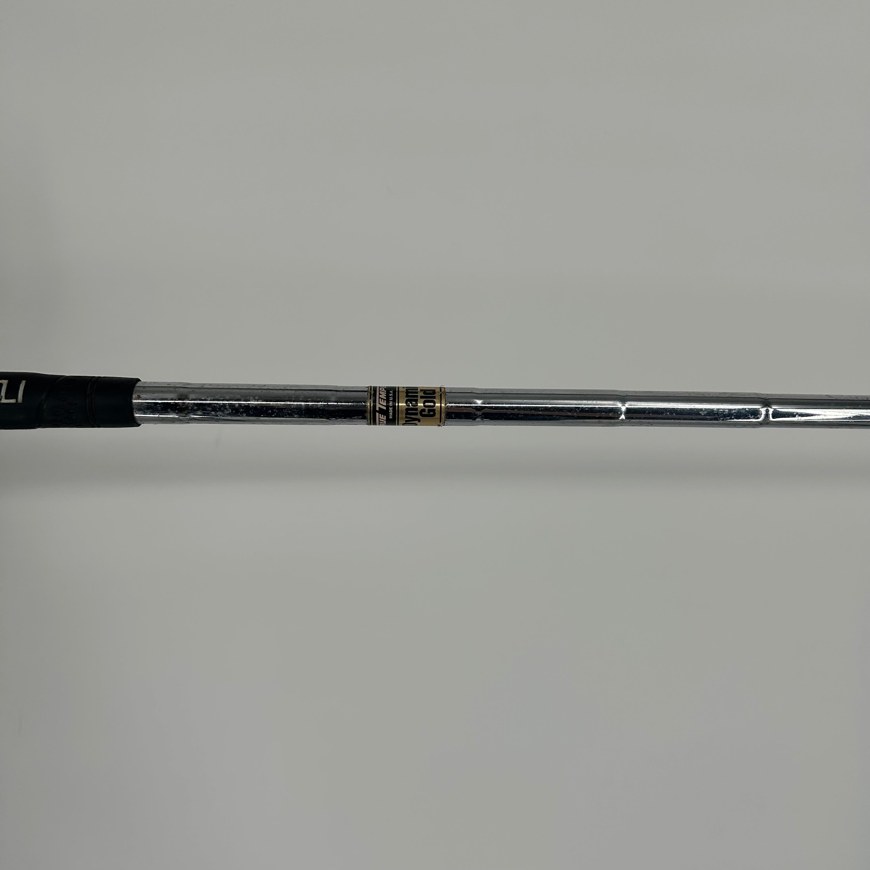 Maxfli Revolution Sand Wedge / 56 Degree / Dynamic Gold R300U Regular Shaft