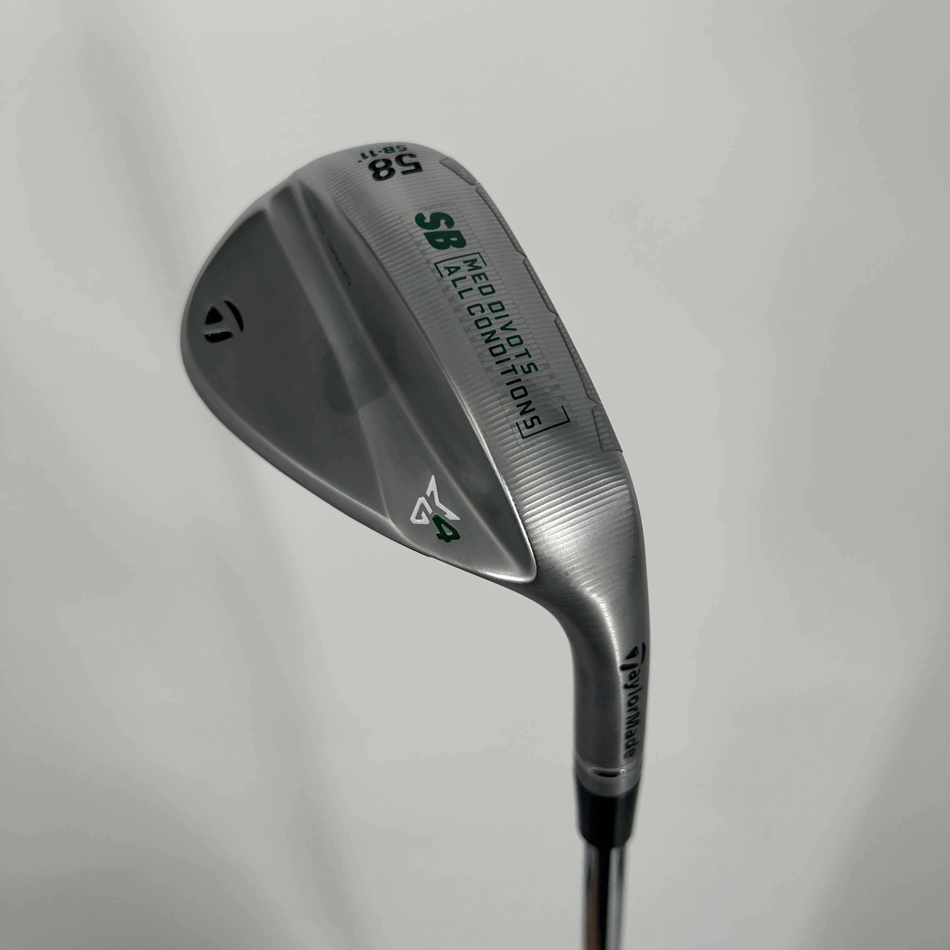 TaylorMade Milled Grind 4 Lob Wedge / 58 Degree / Dynamic Gold Wedge 115 Shaft