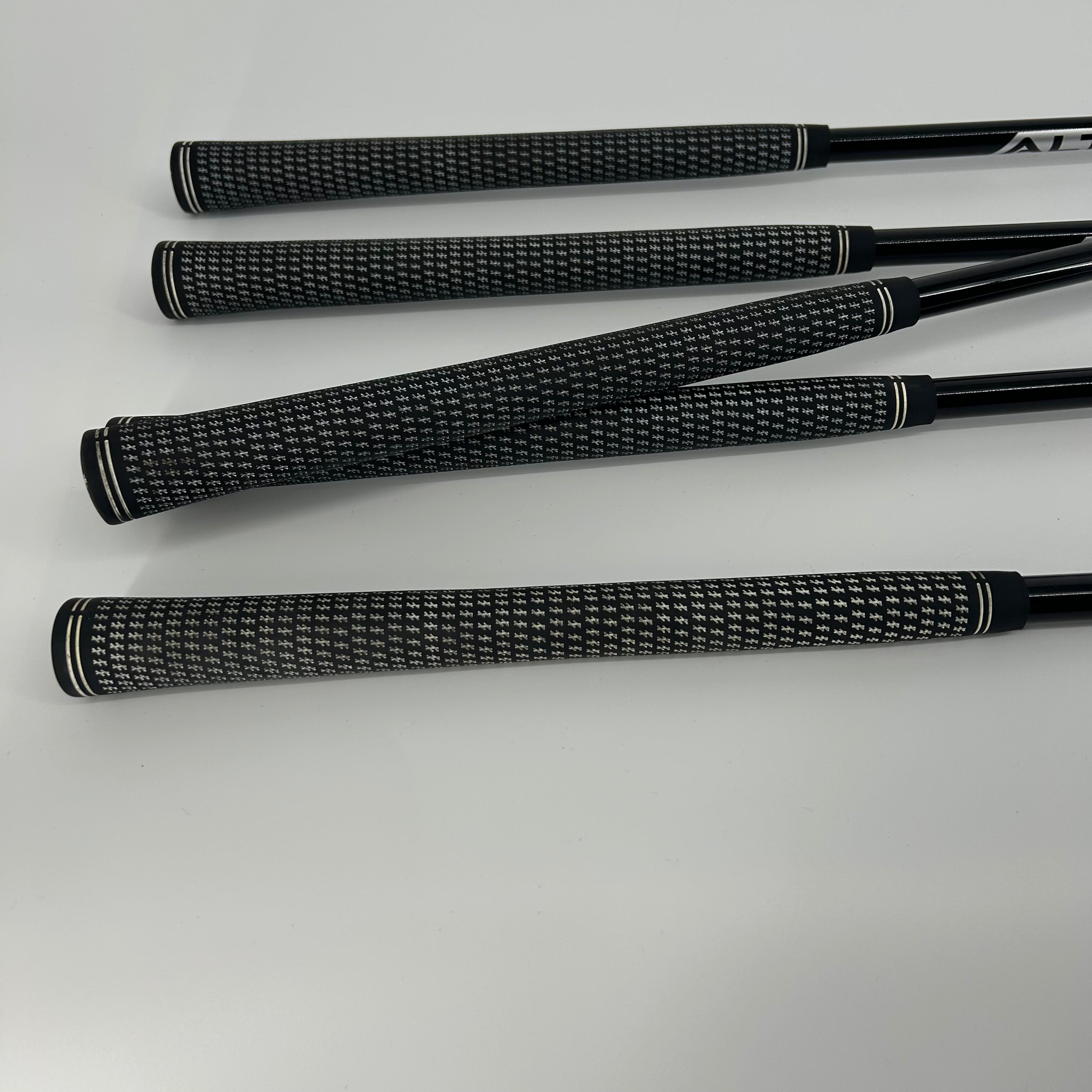 Ping G425 Irons / 6-PW / Black Dot / Alta Distanza 40 / Senior Flex