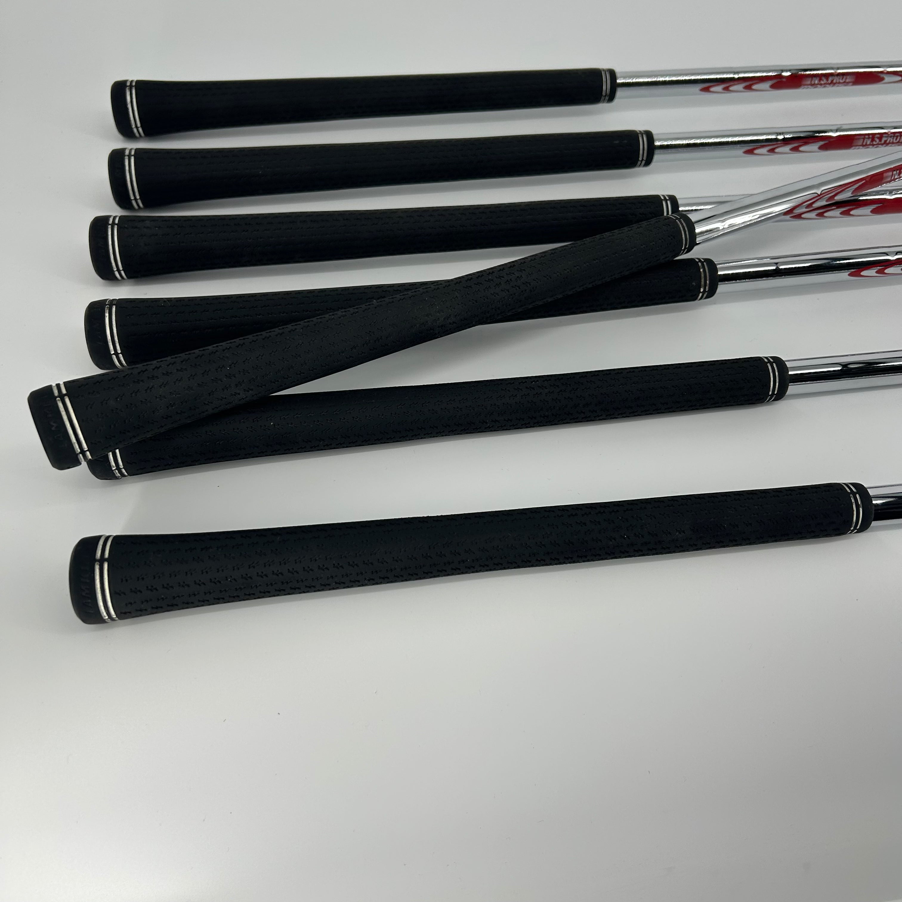 Cobra King Tour Black 2023 / 4-PW / Nippon Modus 120 X Shafts / X-Stiff