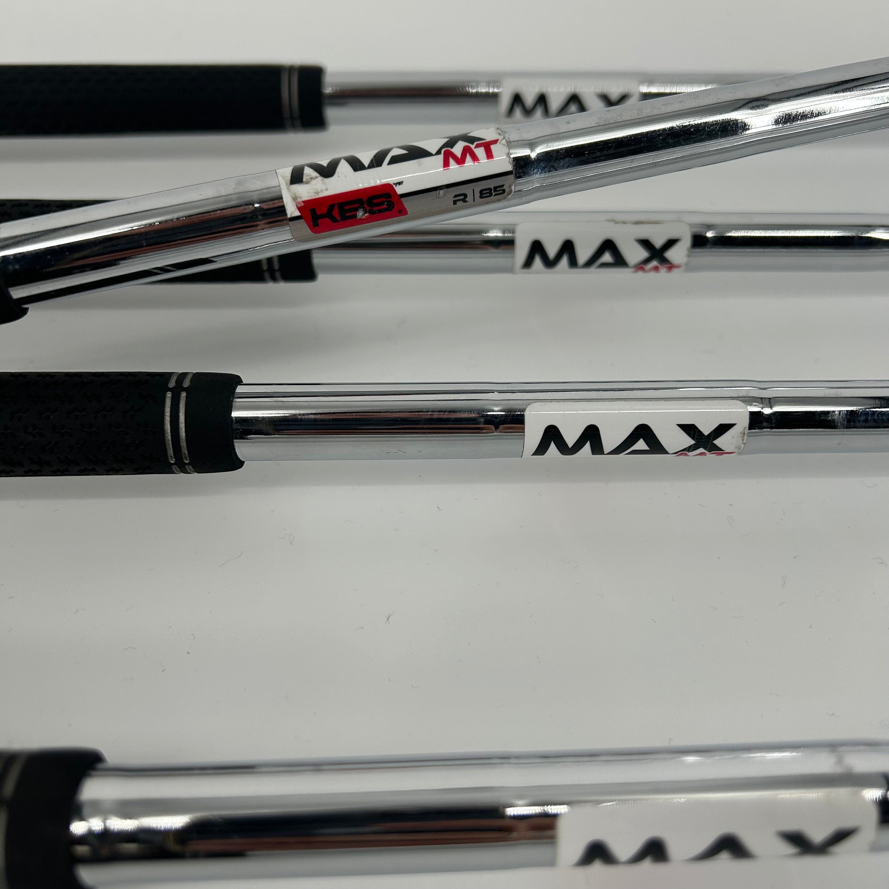 TaylorMade Stealth HD Iron Set / 5-PW / KBS Max MT 85 Regular Flex Shafts