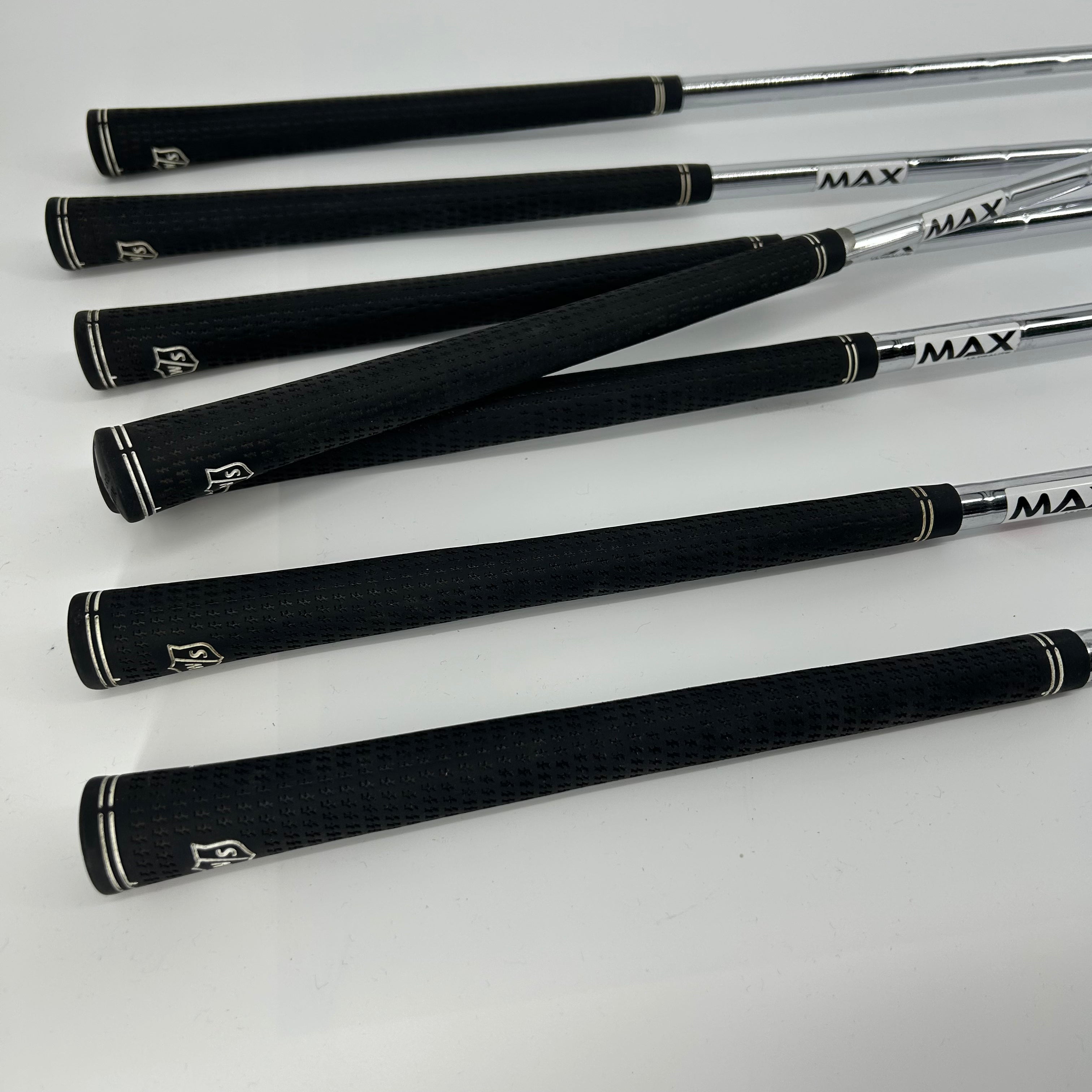 Wilson Staff D9 Left Handed Irons / 5-SW / KBS MAX Ultralight / Regular