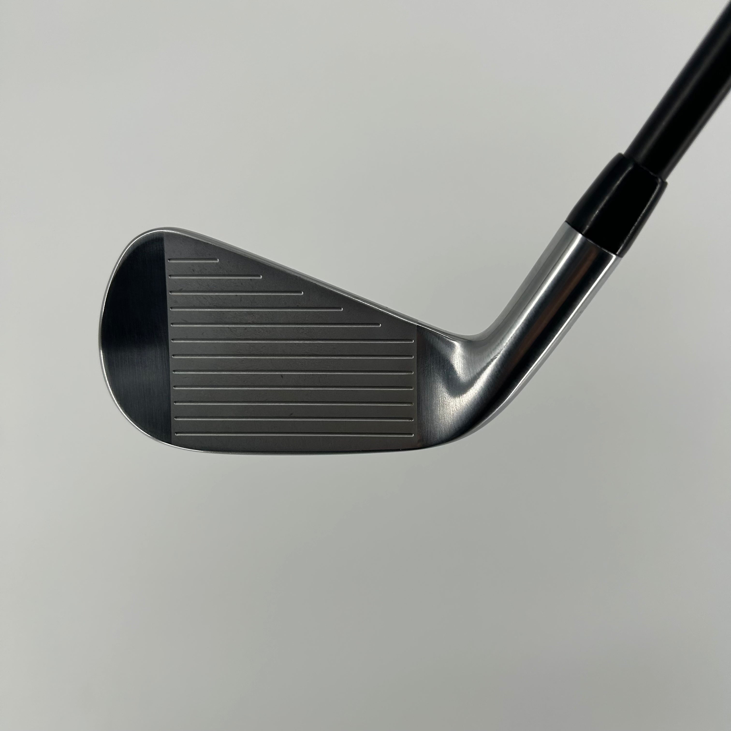 Titleist T200 2 Driving Iron / 17 Degree / Graphite Design Tour AD IZ-95s Shaft / Stiff Flex