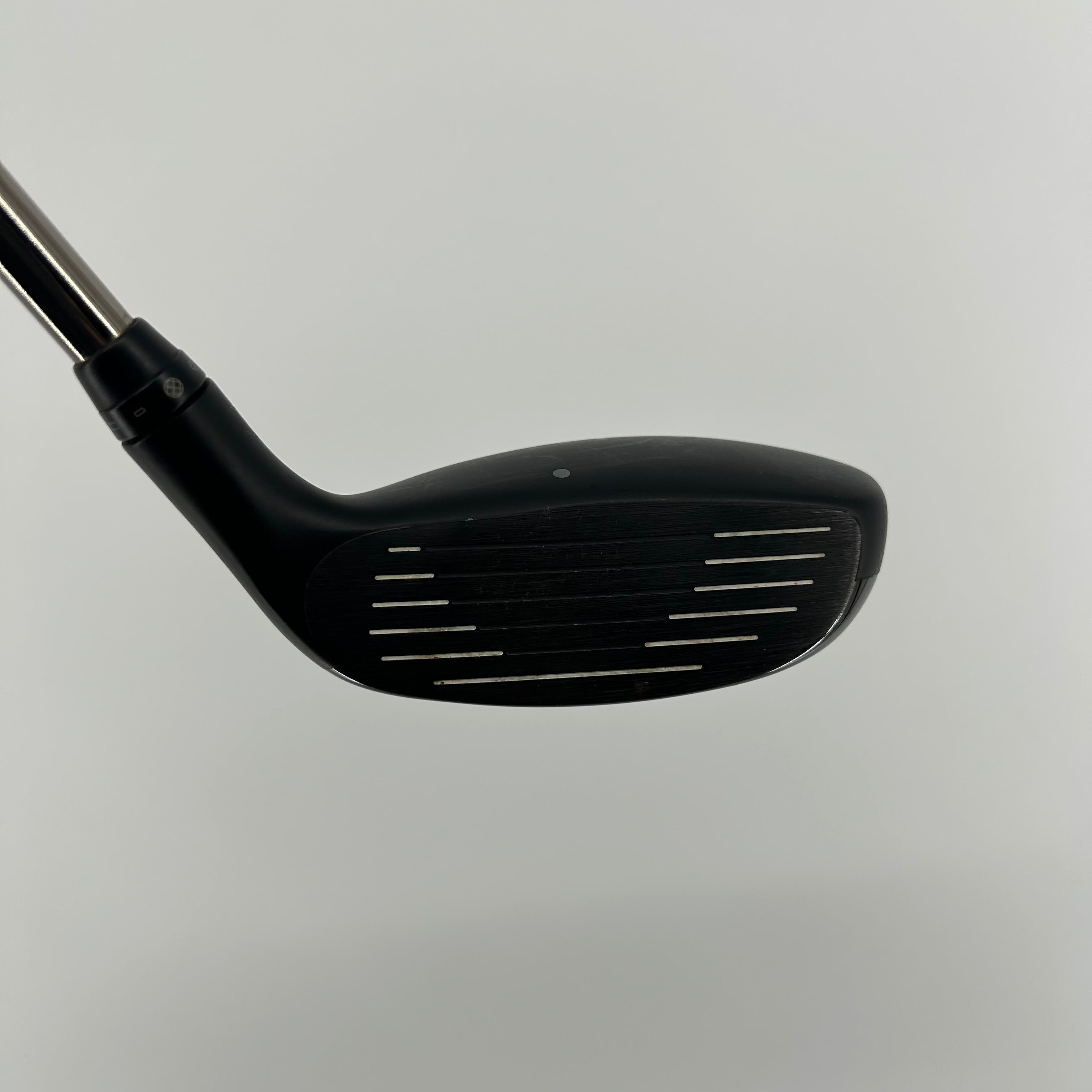 Ping G440 Left Handed 4 Hybrid / 24 Degree / Ping Tour 2.0 Chrome Shaft / Stiff Flex