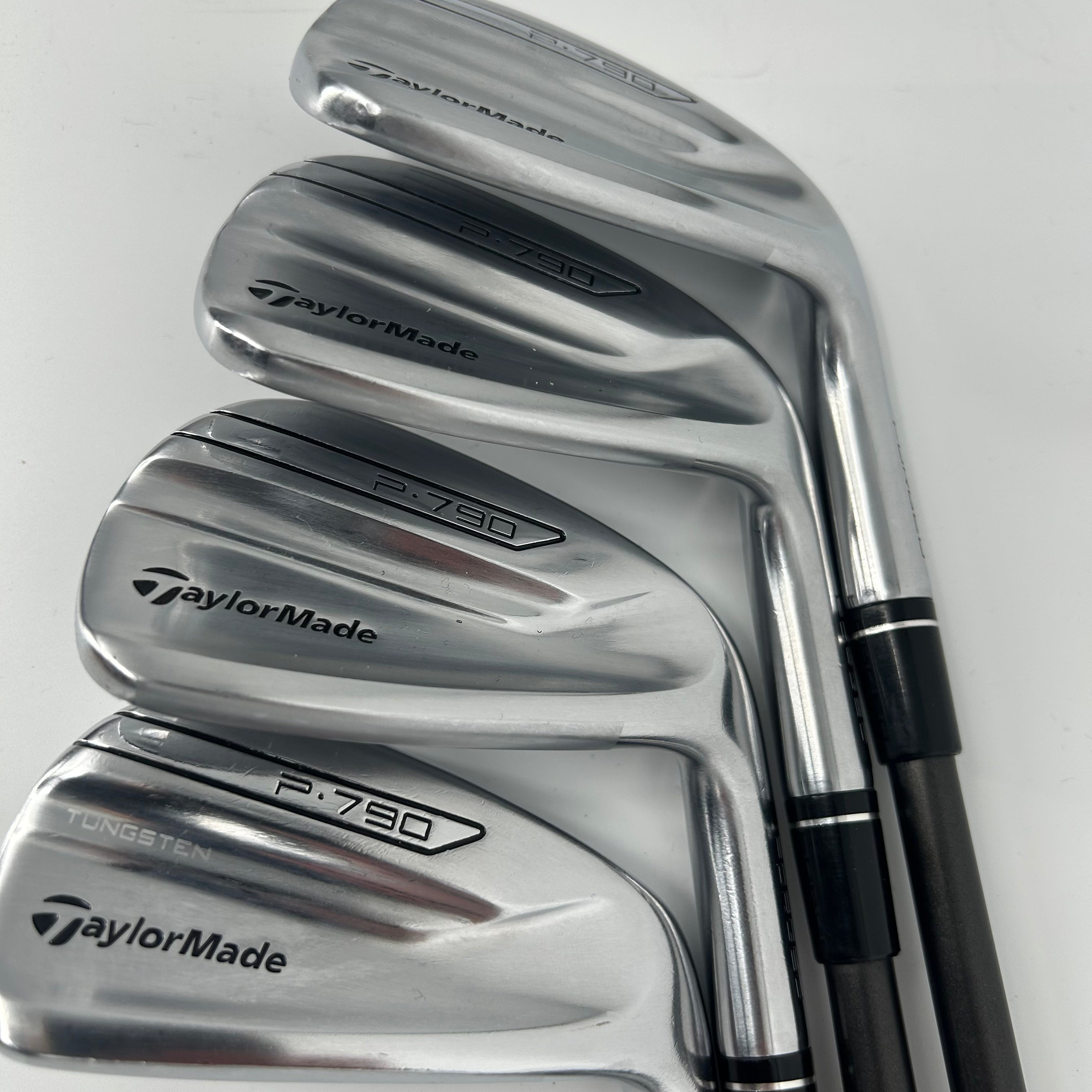 TaylorMade P790 2017 / 5-PW / Recoil ES 760 F3 Graphite Shafts / Regular Flex