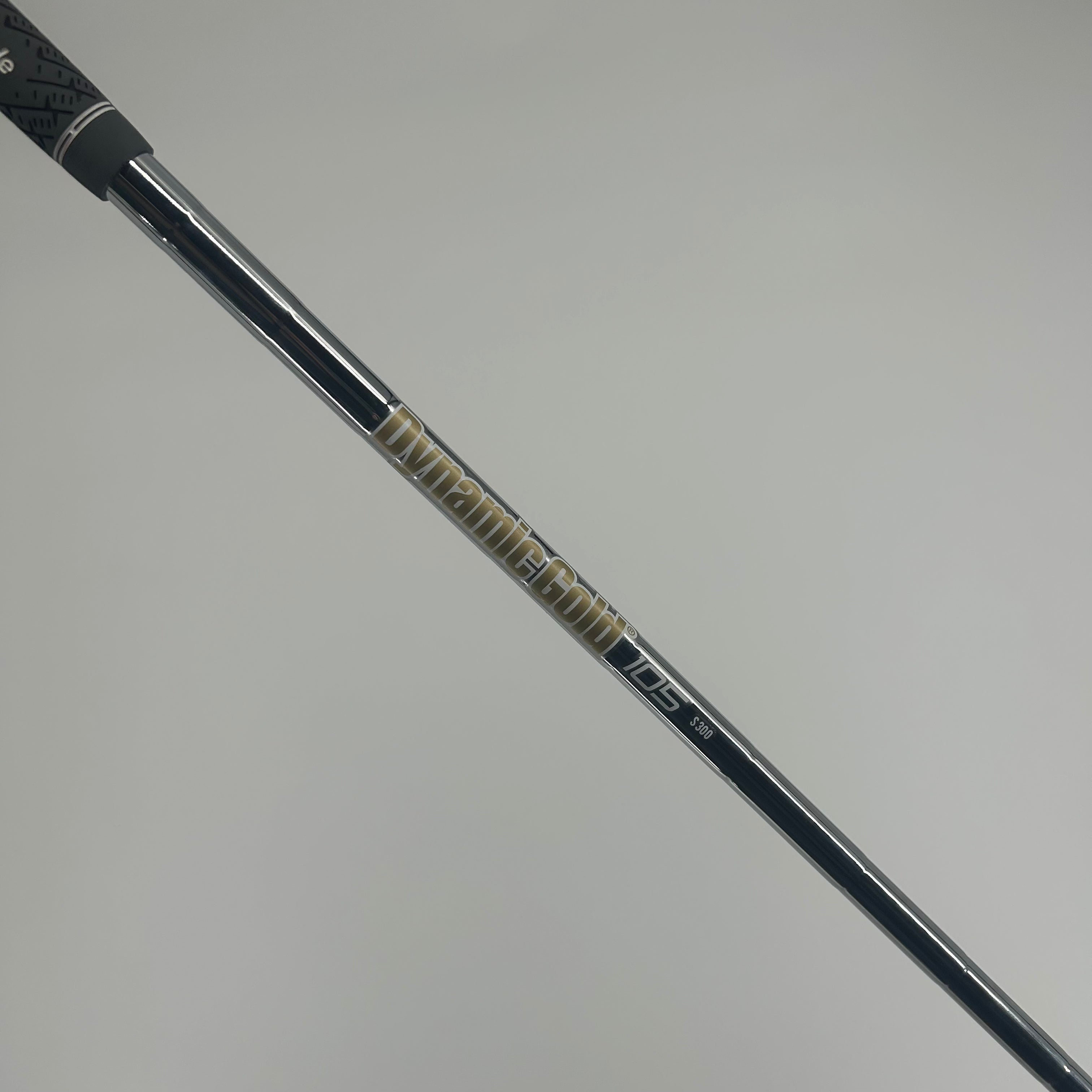 TaylorMade P790 2023 4 Iron / Dynamic Golf 105 S300 / Stiff Flex