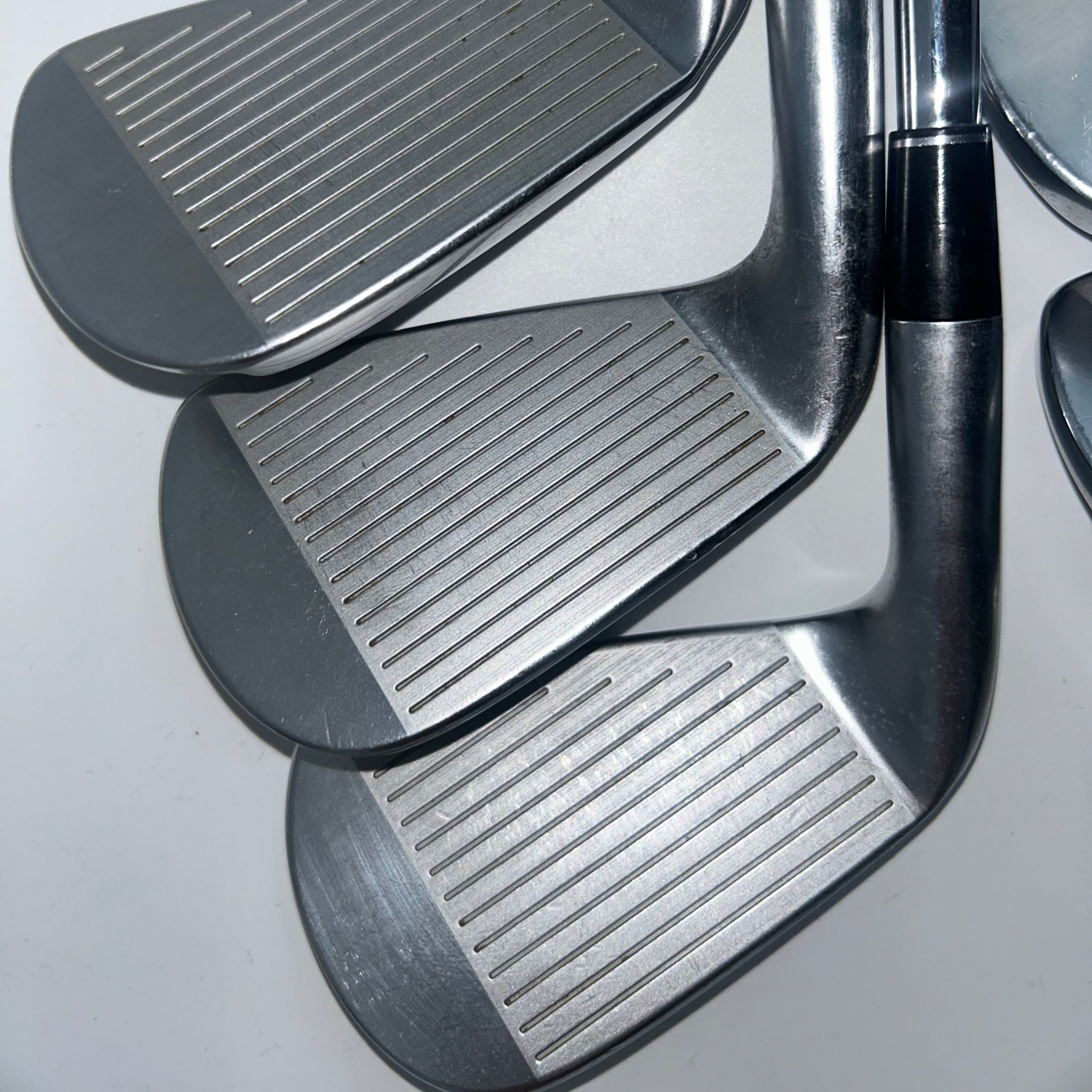 Srixon ZX7 MKII Irons / 5-PW / N.S Pro 3 Modus Tour 105 Stiff Flex