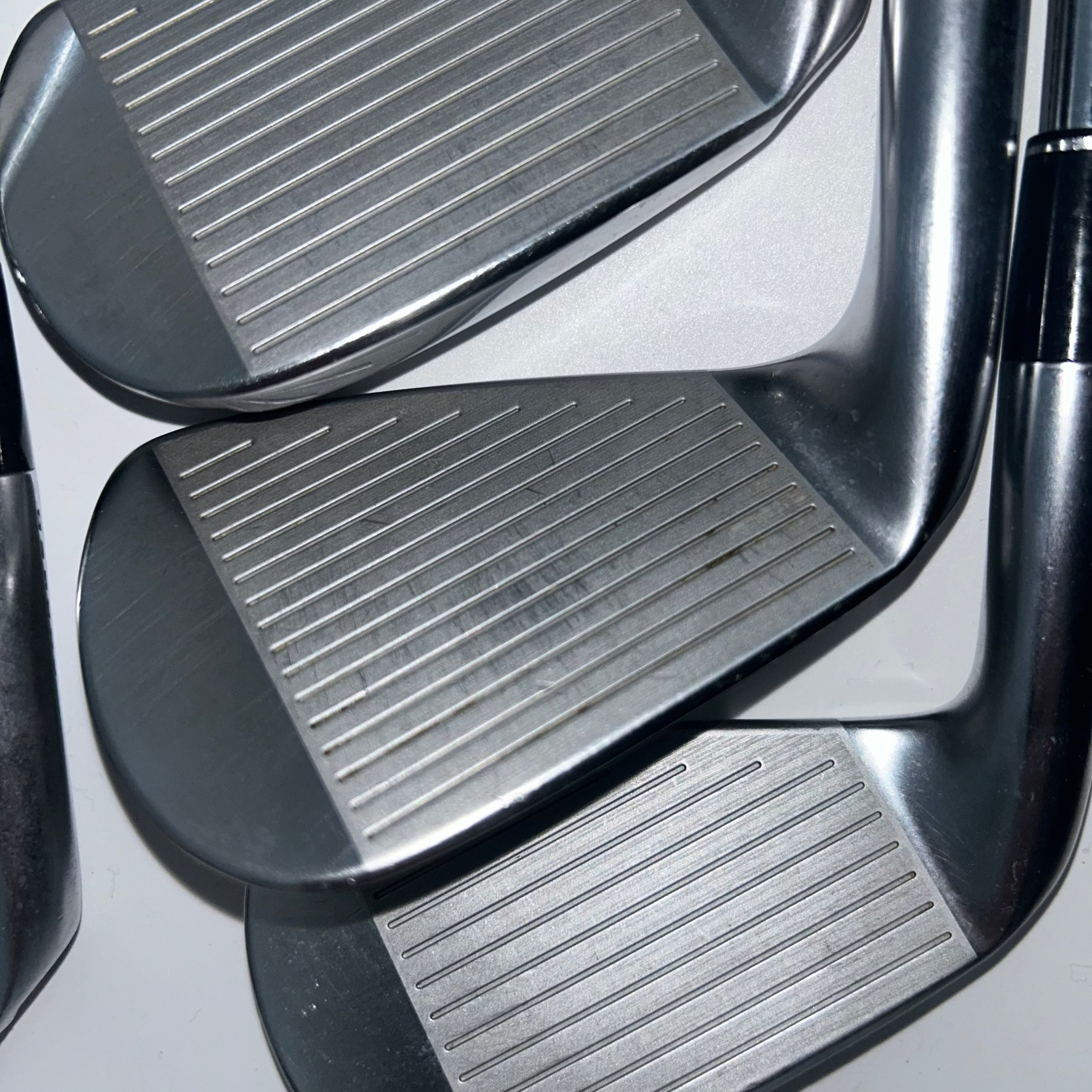 Srixon ZX7 MKII Irons / 5-PW / N.S Pro 3 Modus Tour 105 Stiff Flex