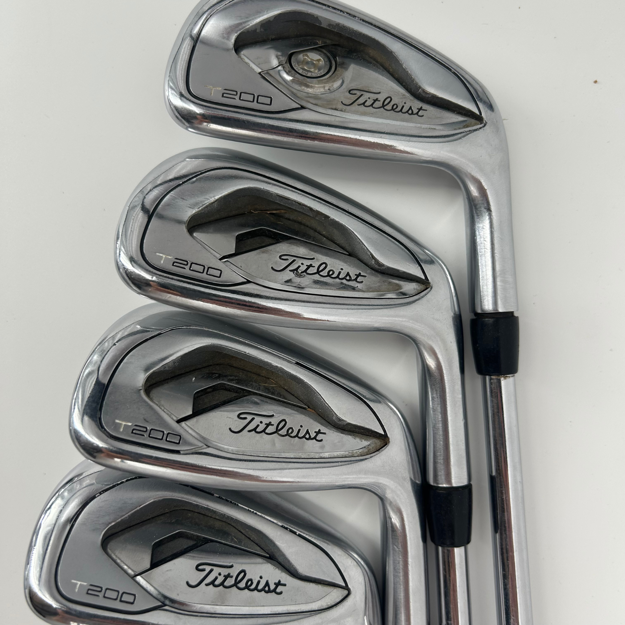 Titleist T200 2019 / 4-PW+GW / Project X 5.5 115g Steel Shafts / Regular