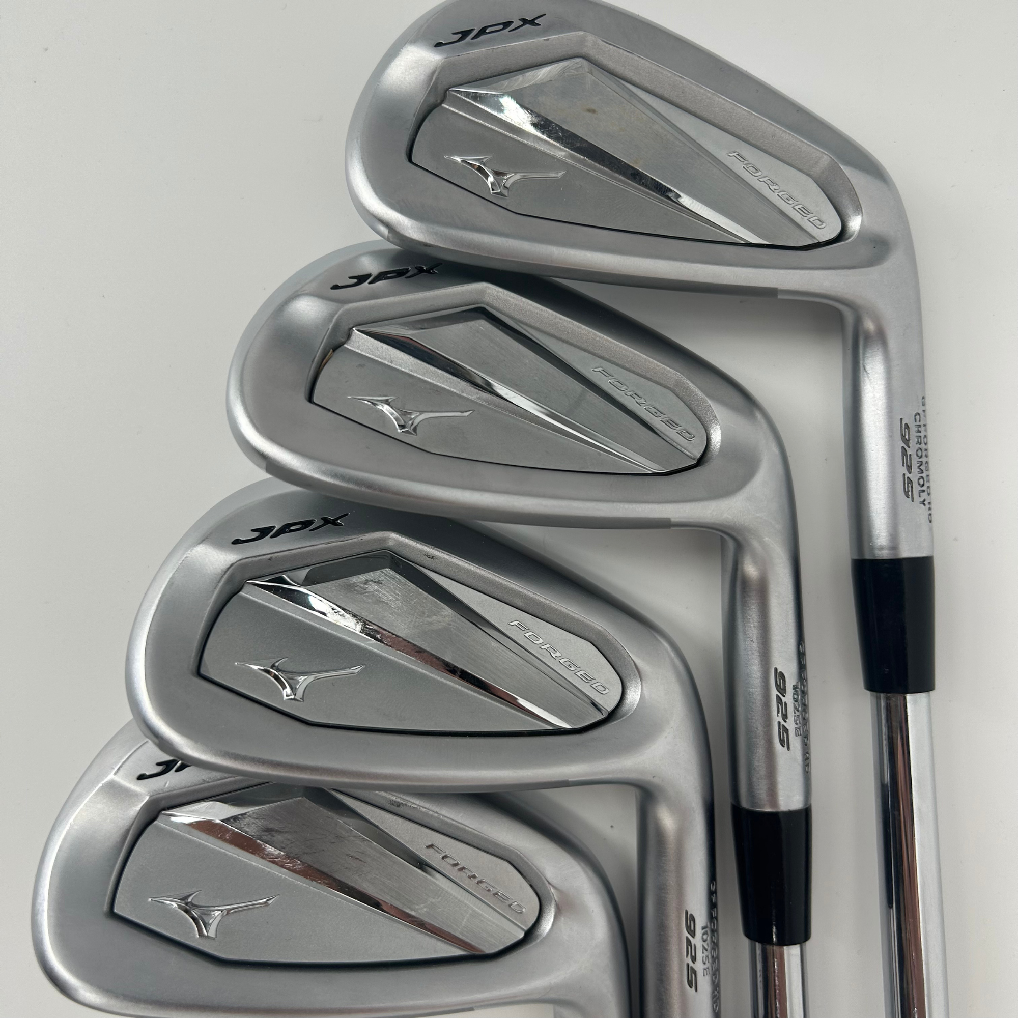 Mizuno JPX 925 Forged / 5-PW / N.S.PRO Modus Tour 115 Steel Shafts / Stiff