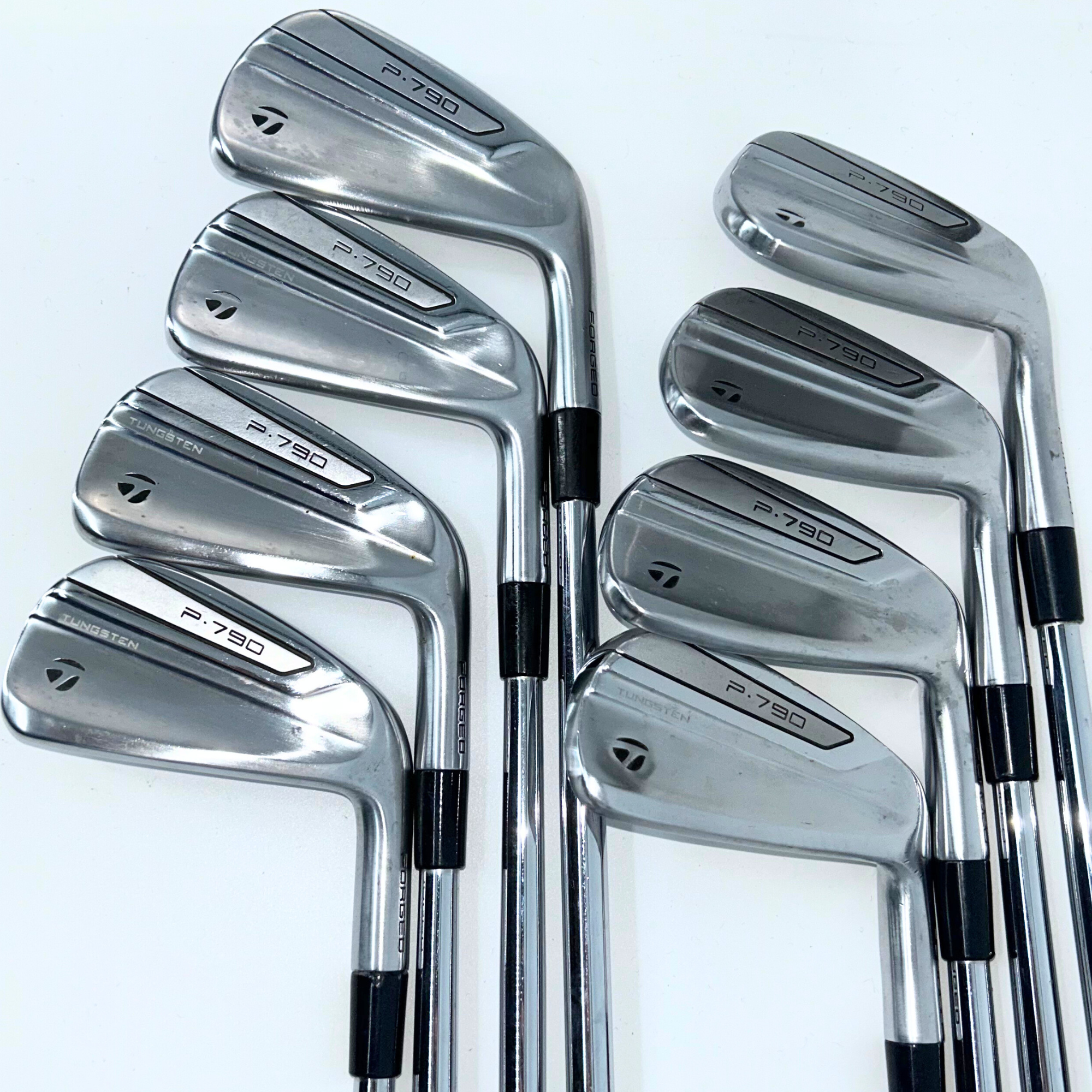 TaylorMade P790 2019 / 3-PW / Dynamic Gold 105 S300 Stiff Flex