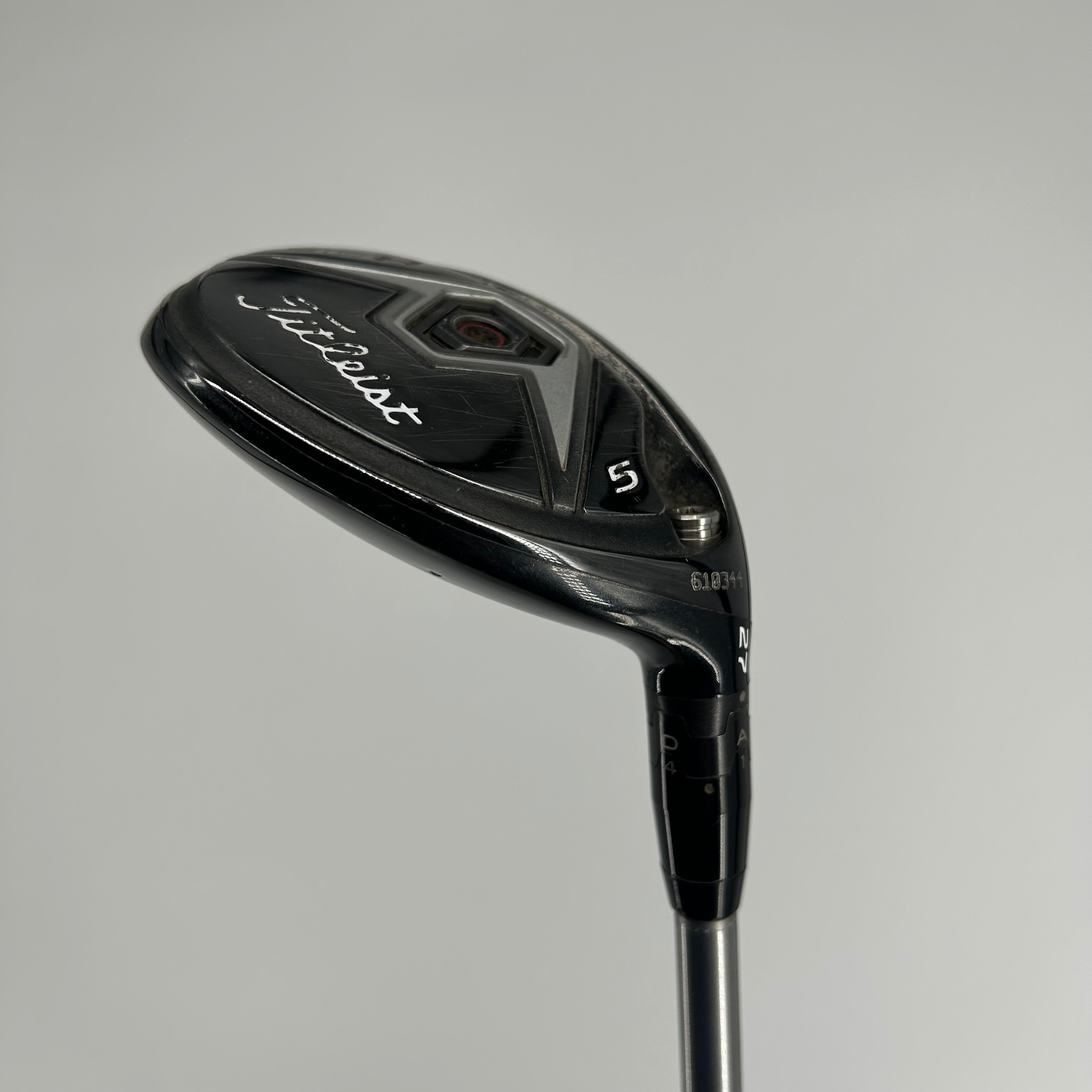 Titleist 915H 5 Hybrid / 27 Degree / Diamana M+ Red 60 Regular Flex Shaft